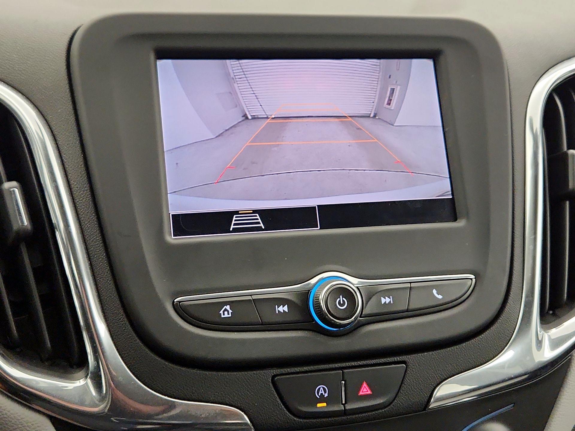 Thumbnail: 2022 Chevrolet Equinox - 14