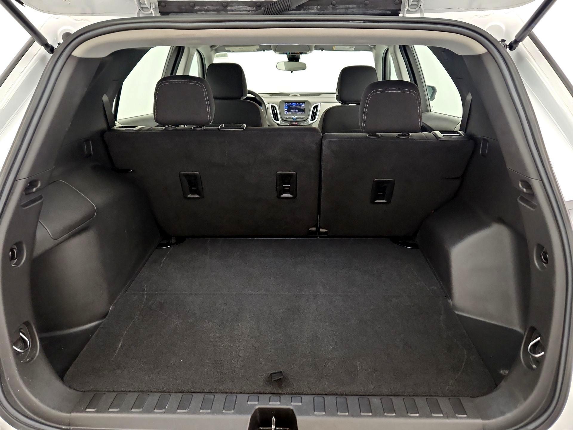 Thumbnail: 2022 Chevrolet Equinox - 20