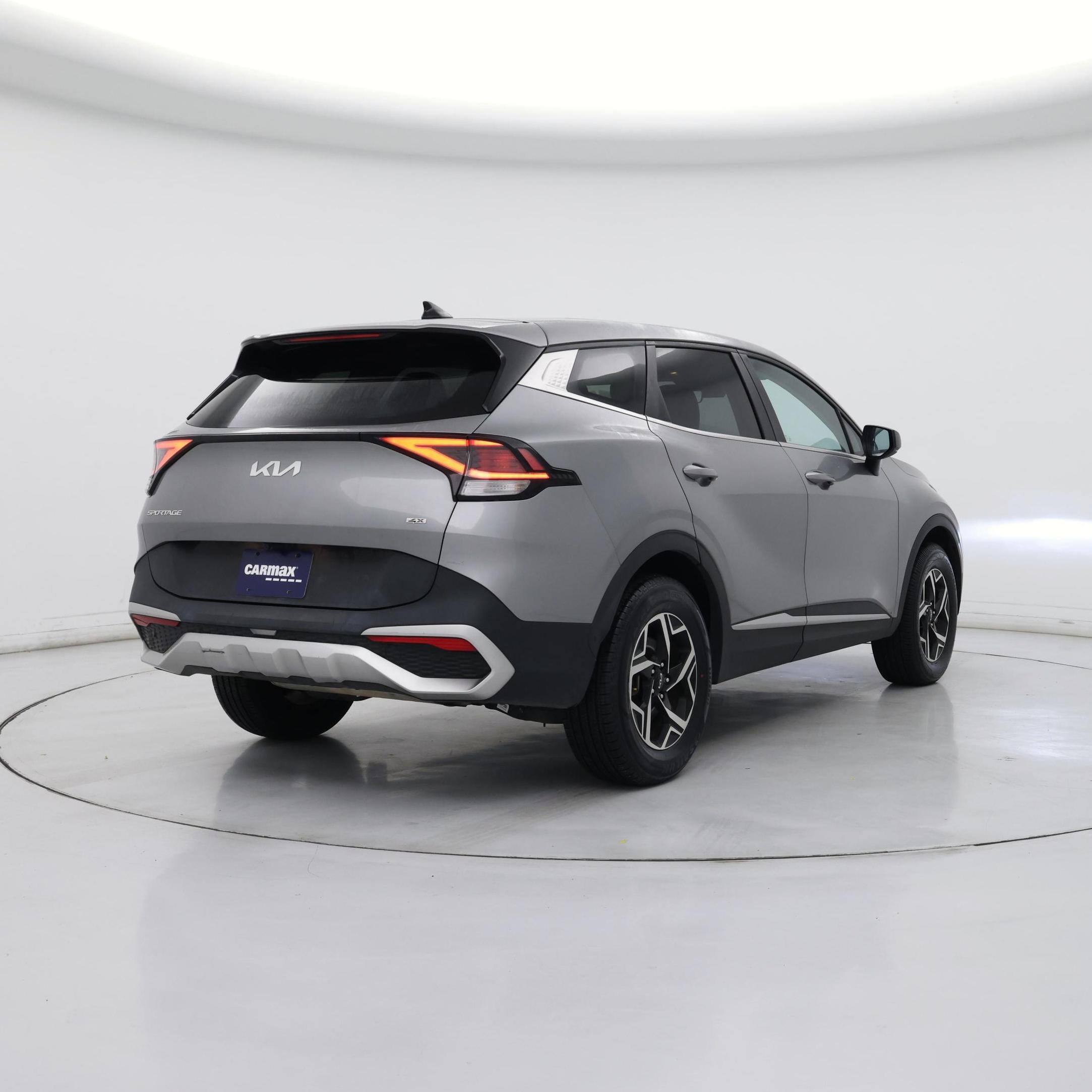 Thumbnail: 2023 Kia Sportage - 8