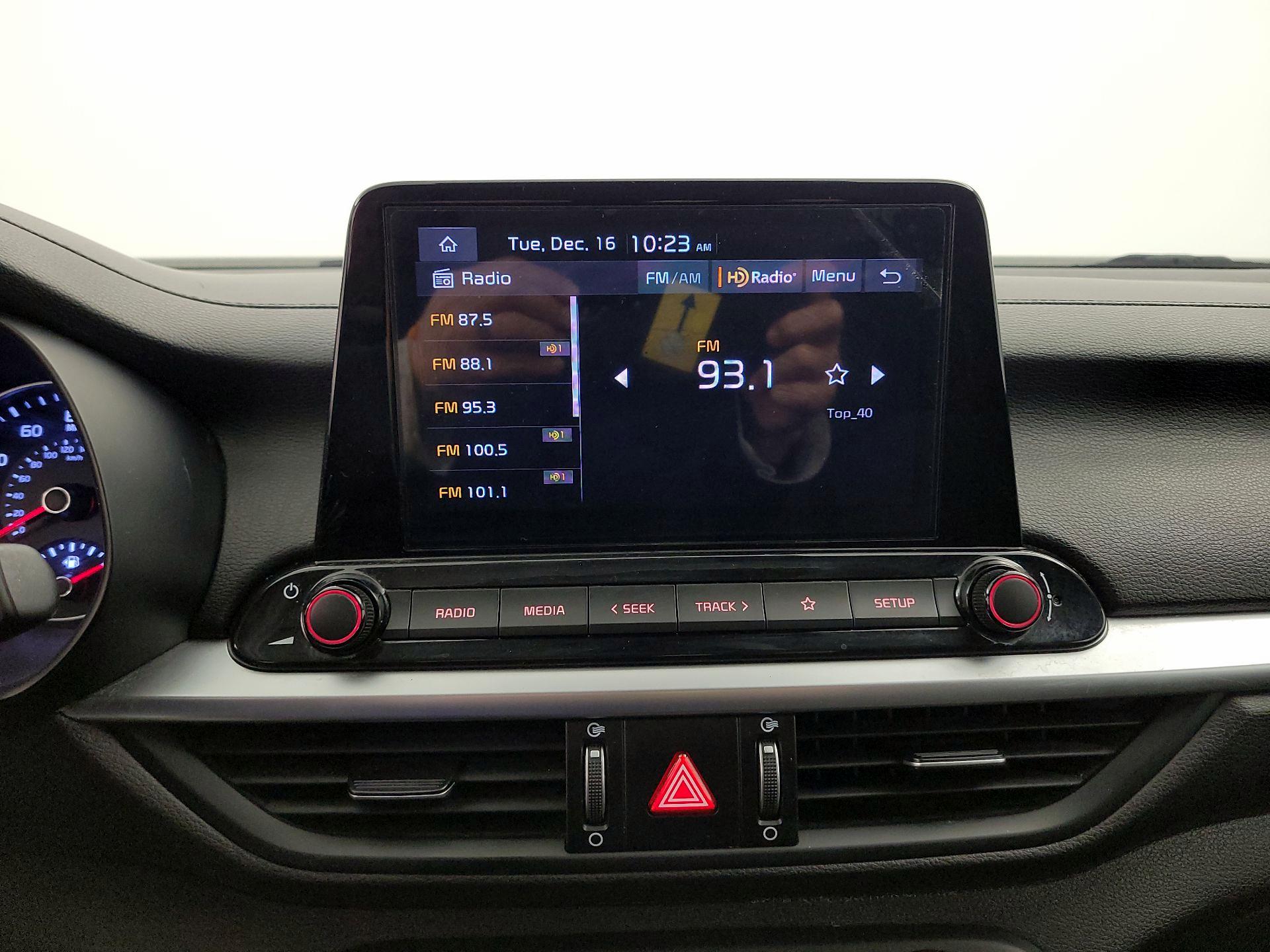 Thumbnail: 2023 Kia Forte - 15