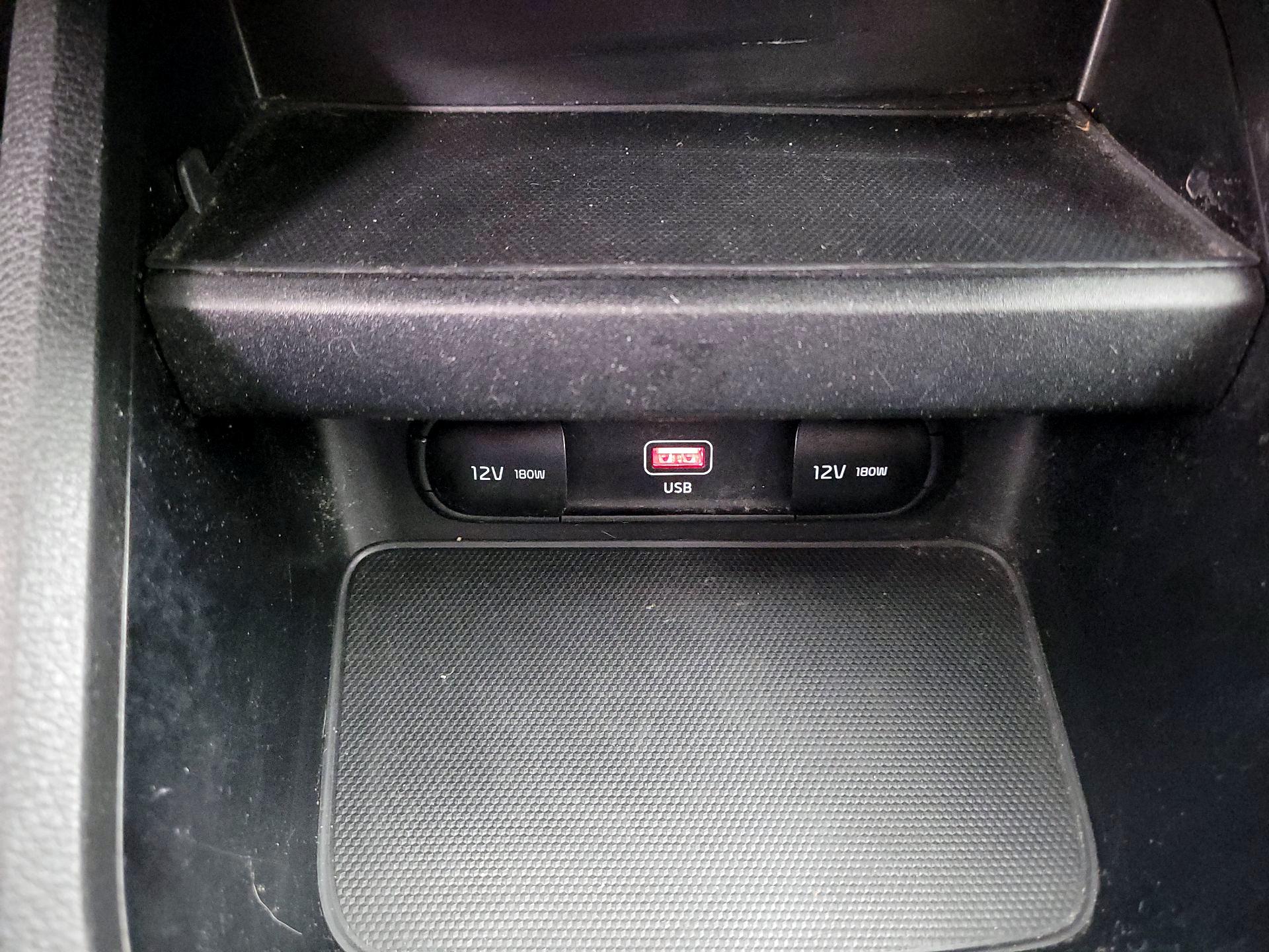 Thumbnail: 2023 Kia Forte - 18