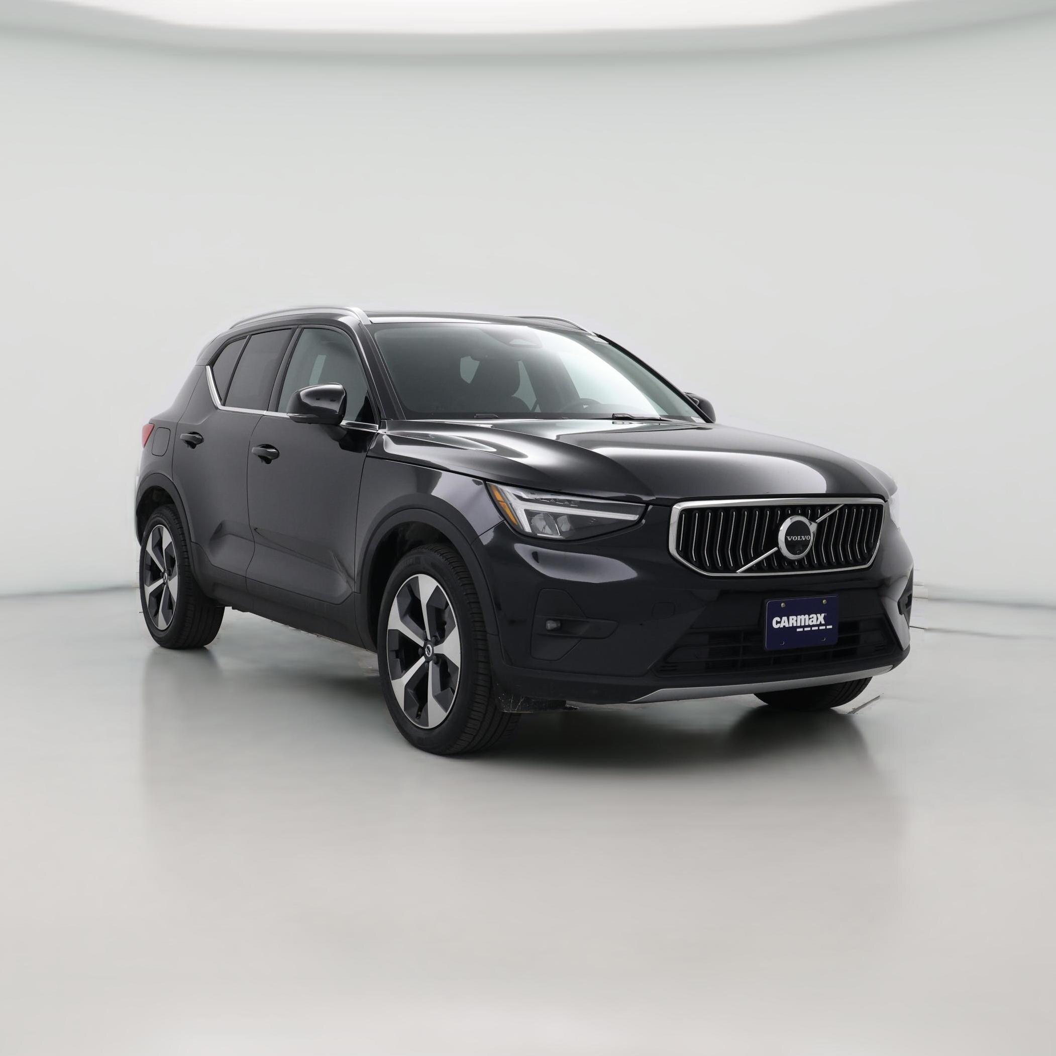Thumbnail: 2025 Volvo XC40 - 1