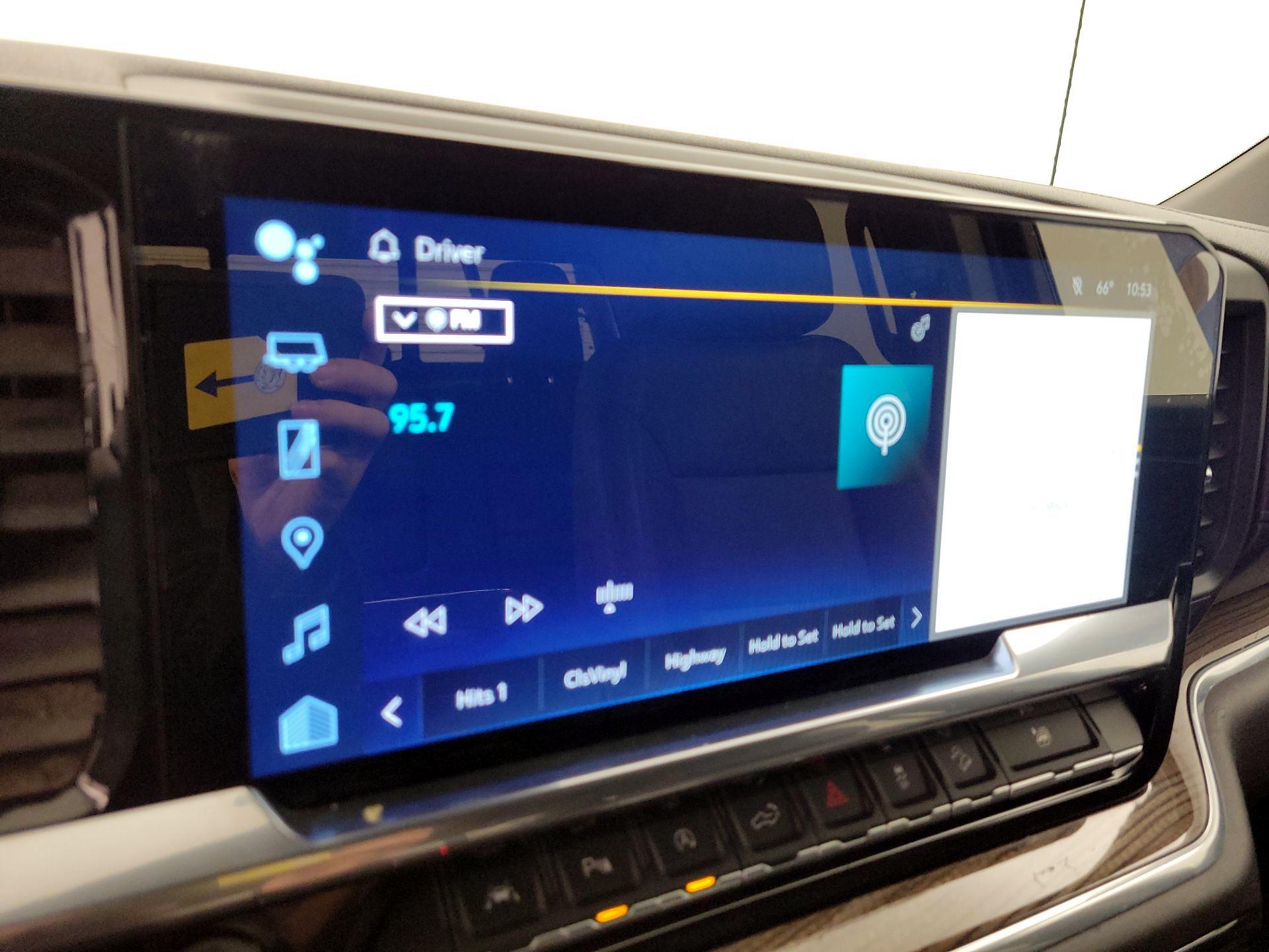 Thumbnail: 2022 Chevrolet Silverado 1500 - 15