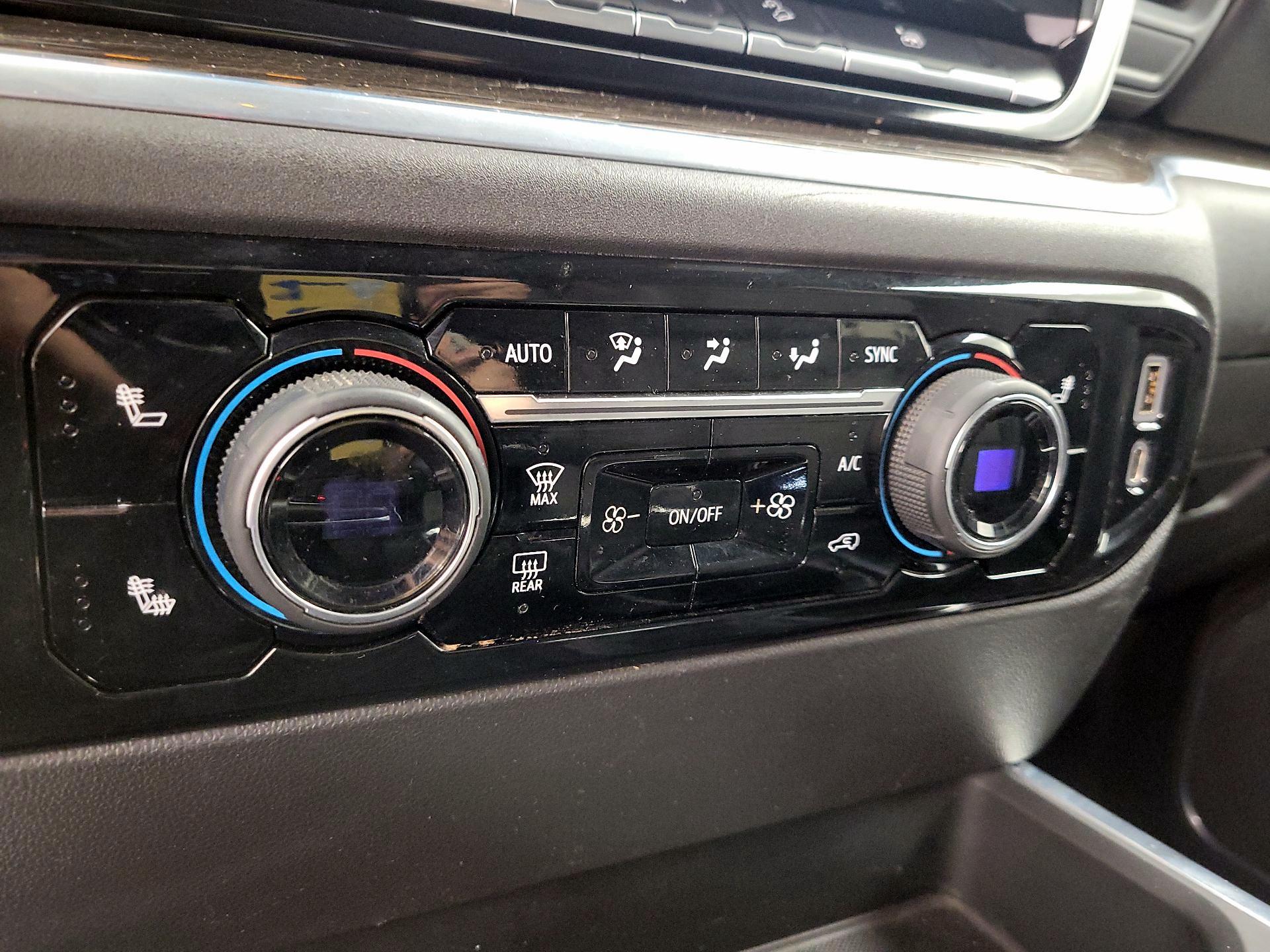 Thumbnail: 2022 Chevrolet Silverado 1500 - 16