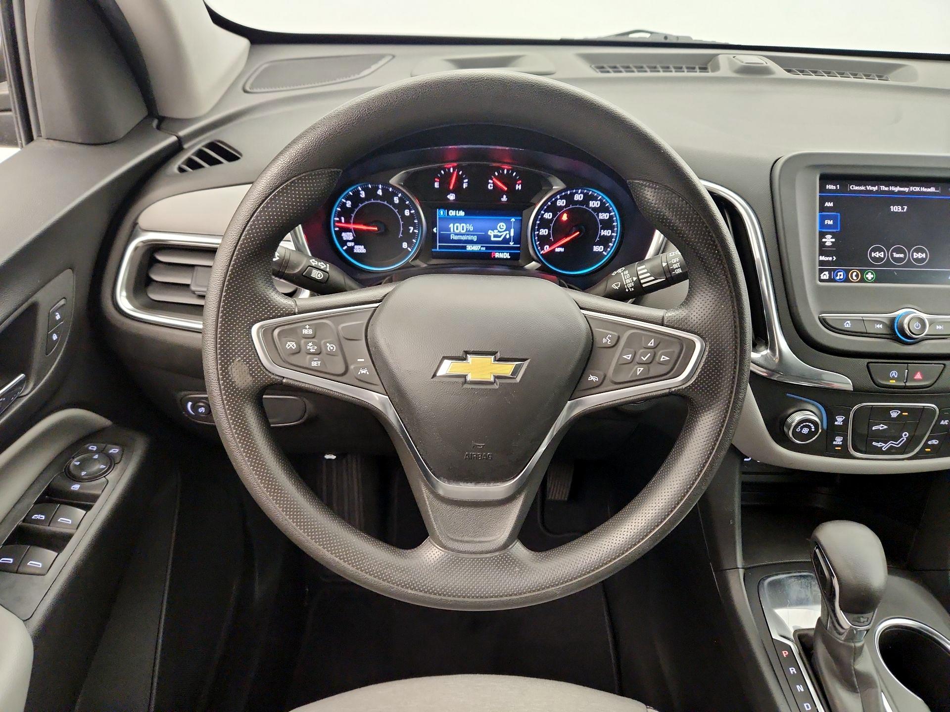 Thumbnail: 2022 Chevrolet Equinox - 10