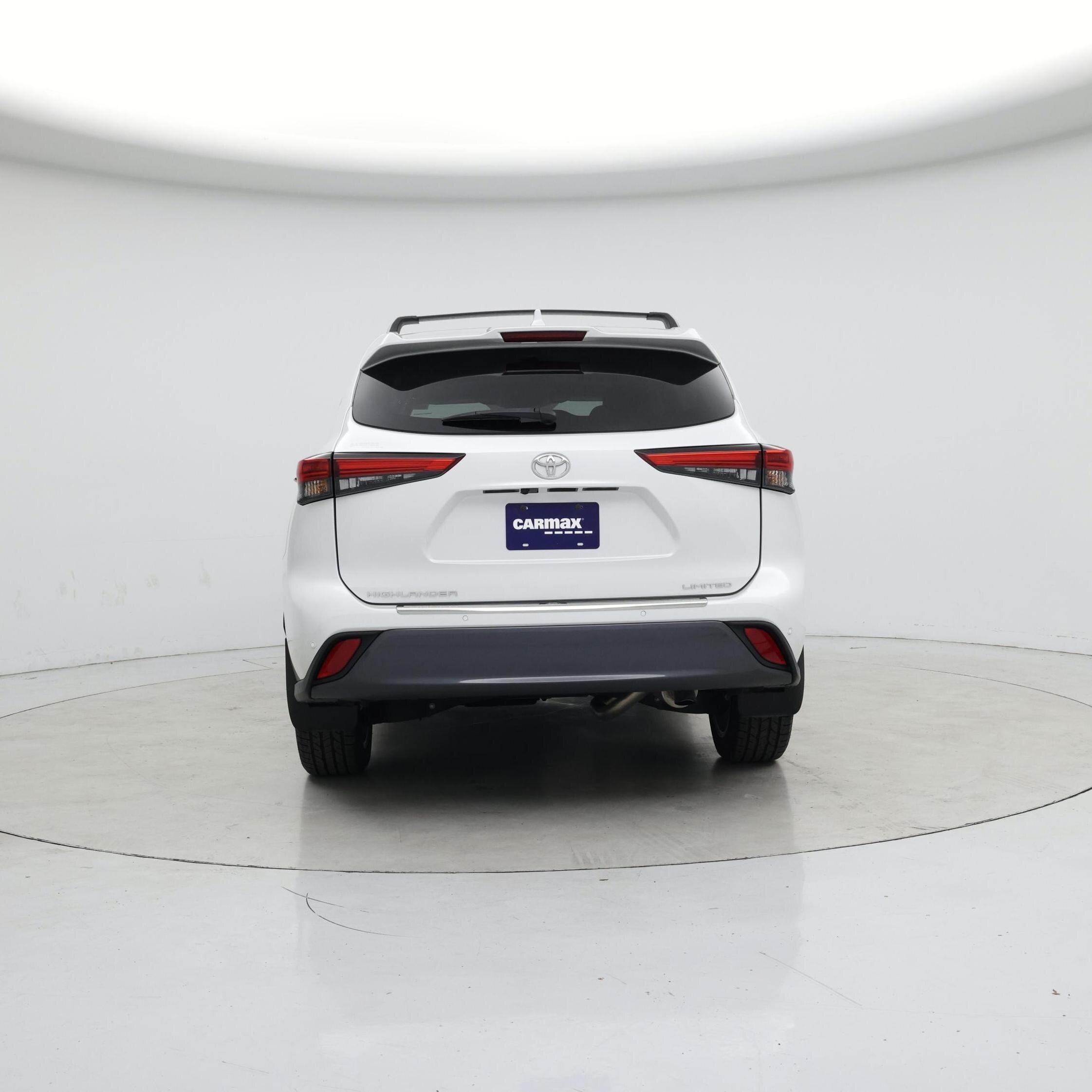 Thumbnail: 2023 Toyota Highlander - 6