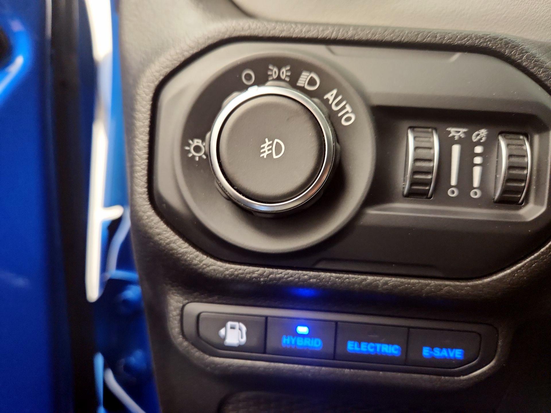 Thumbnail: 2022 Jeep Wrangler - 13