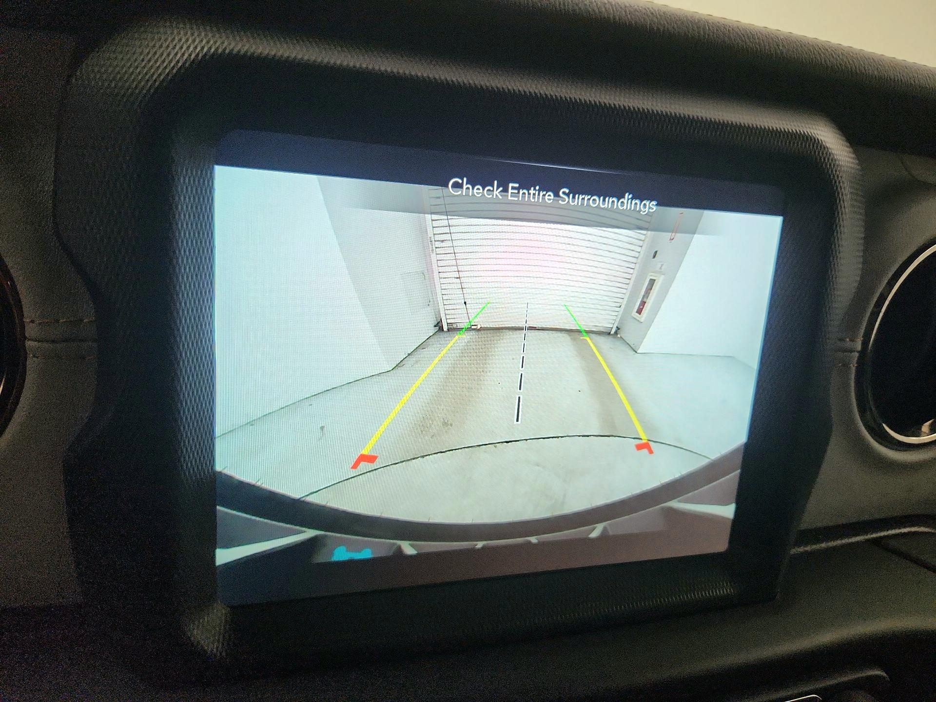 Thumbnail: 2022 Jeep Wrangler - 15