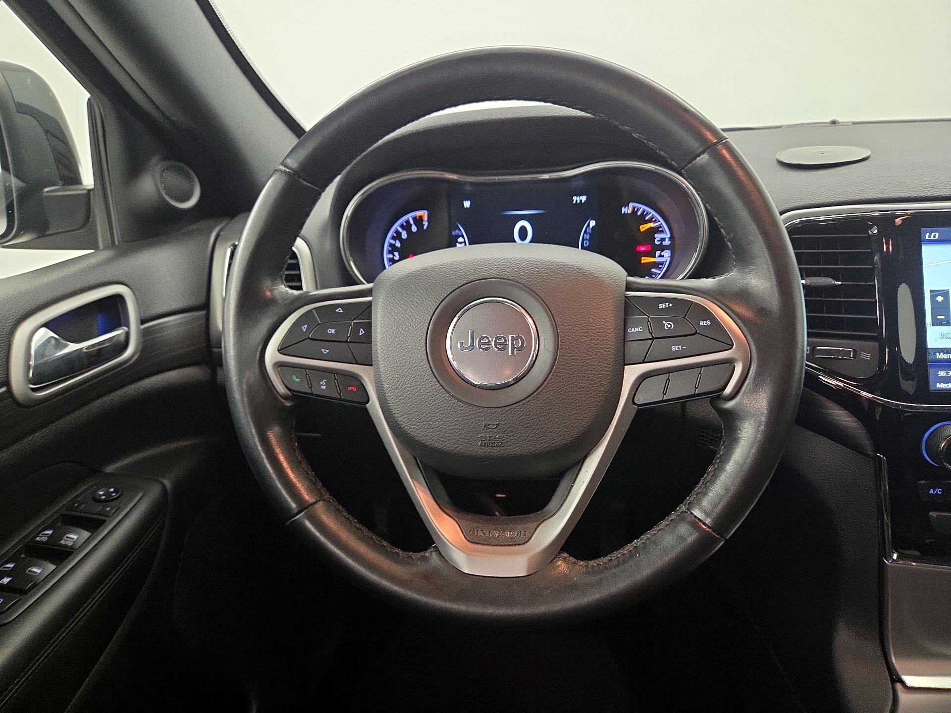 Thumbnail: 2022 Jeep Grand Cherokee - 10