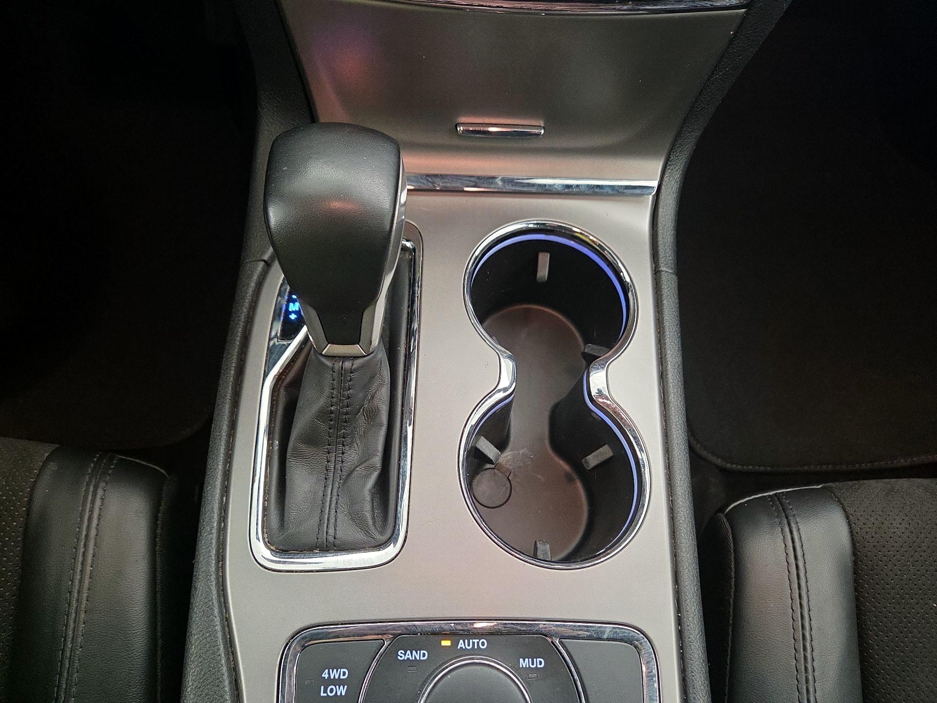 Thumbnail: 2022 Jeep Grand Cherokee - 18