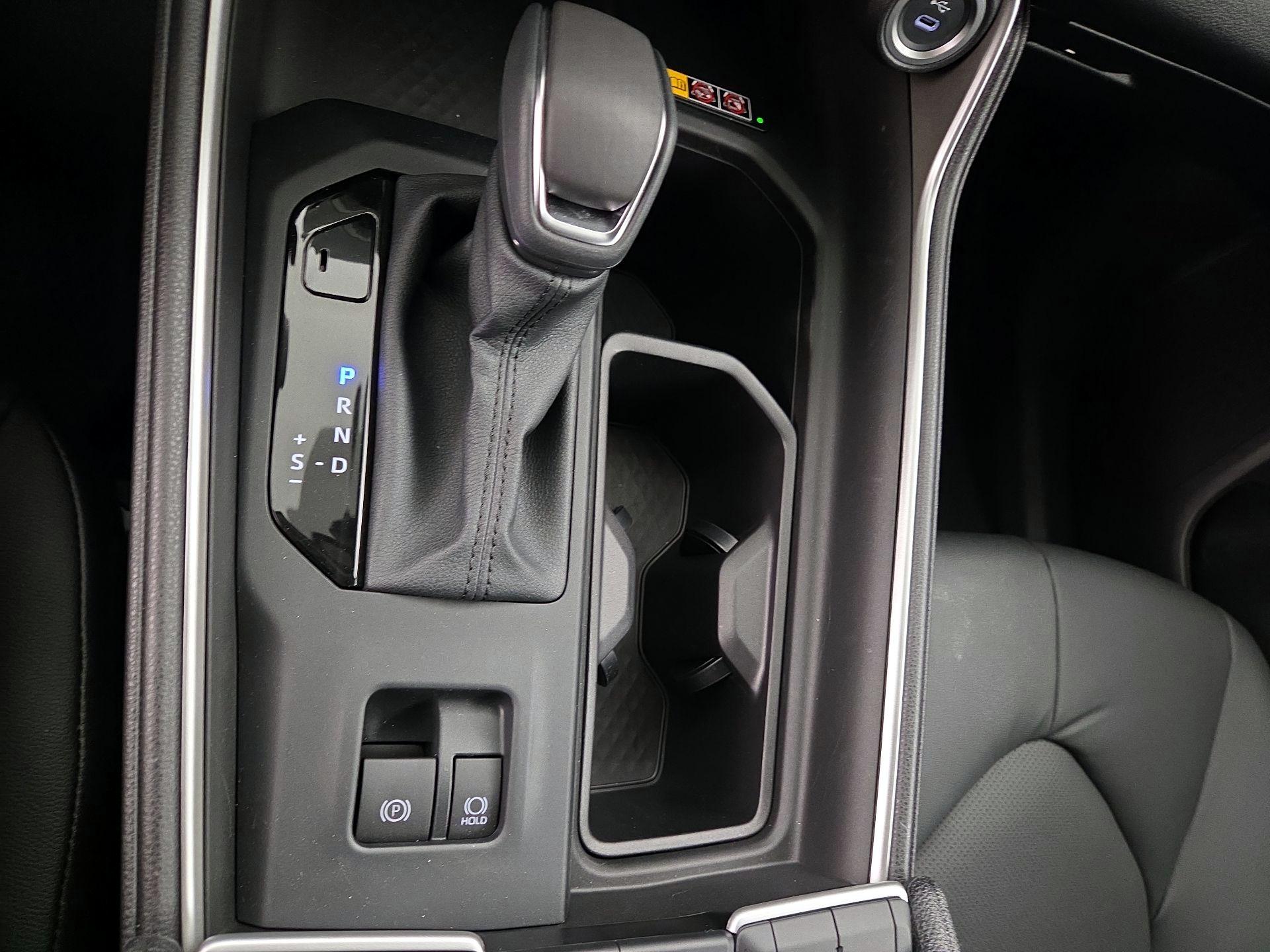 Thumbnail: 2025 Toyota Highlander - 18