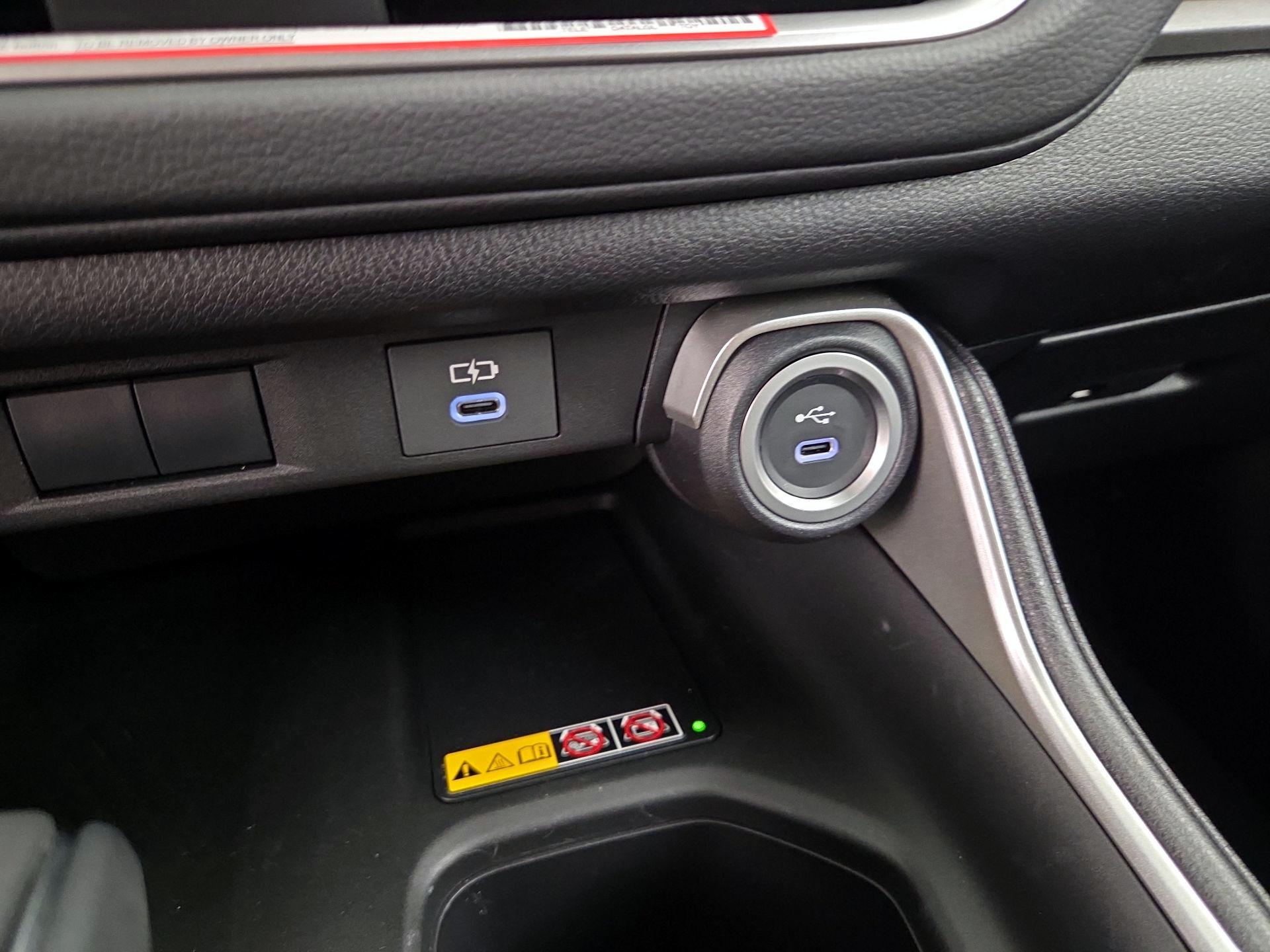 Thumbnail: 2025 Toyota Highlander - 19