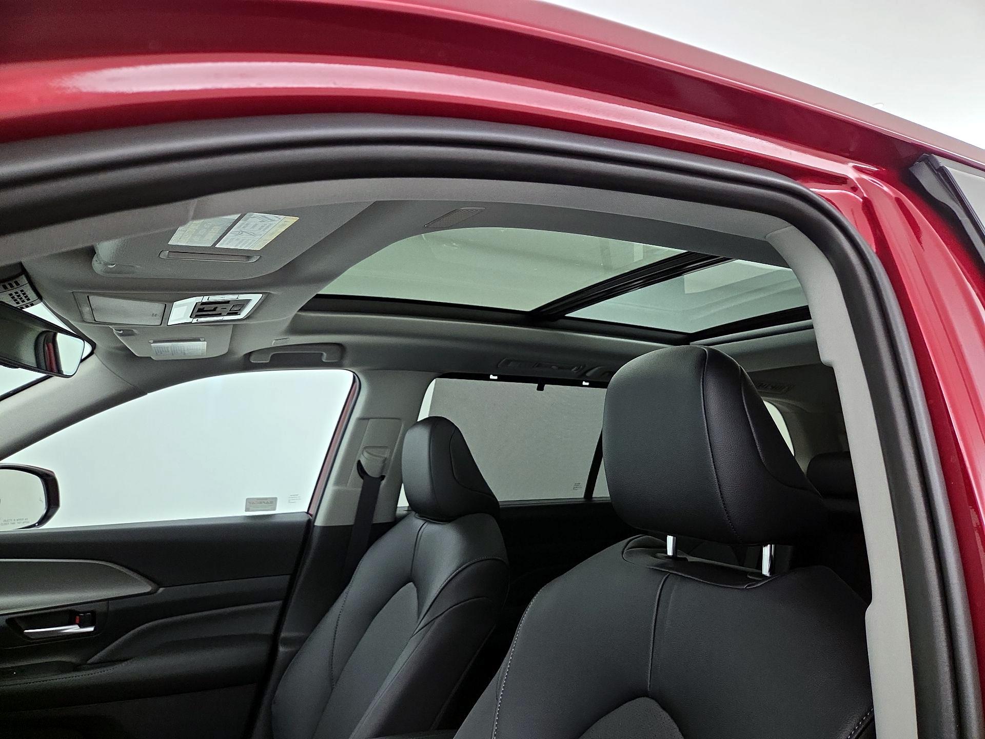 Thumbnail: 2025 Toyota Highlander - 20