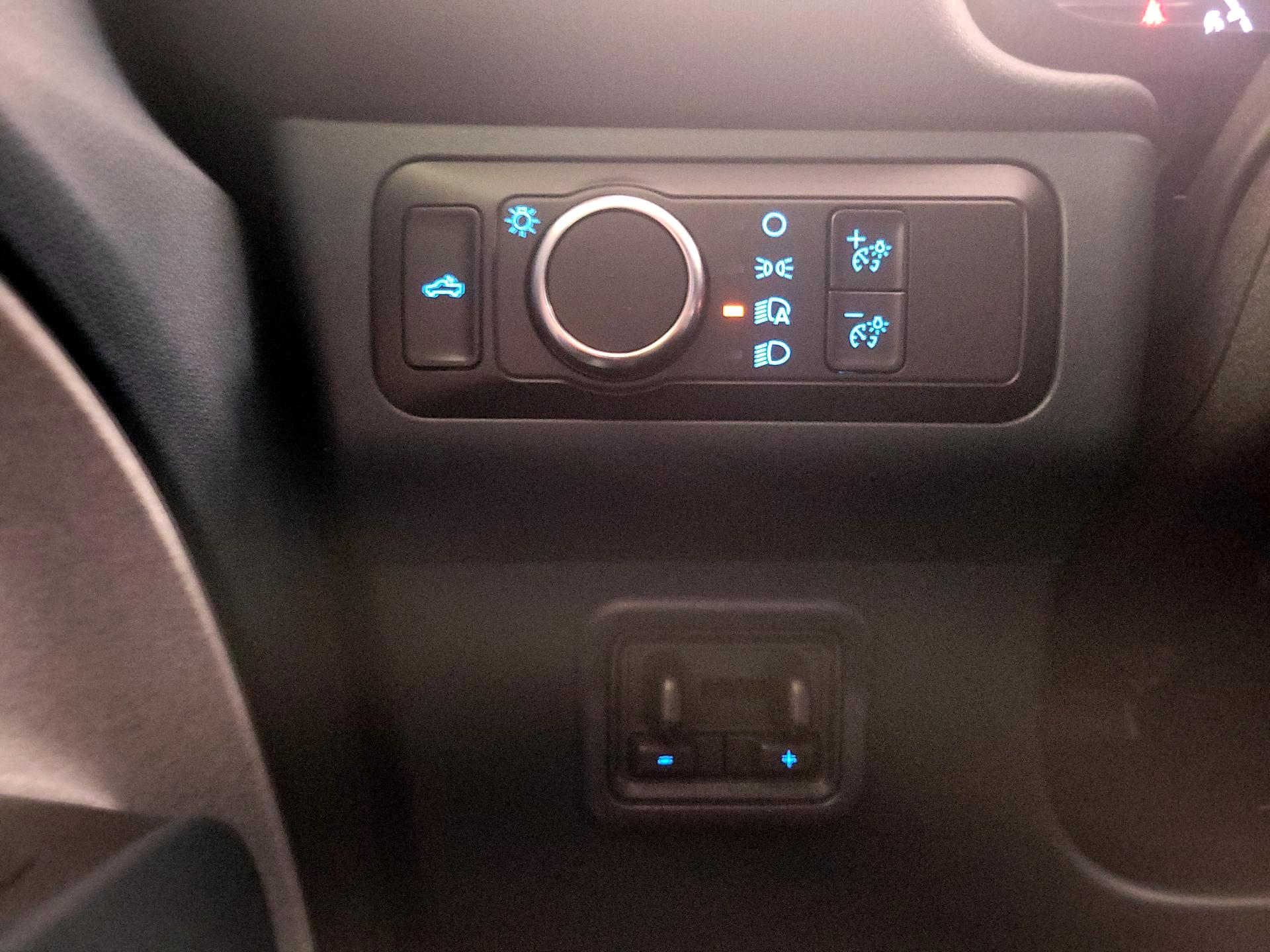 Thumbnail: 2022 Ford Maverick - 13