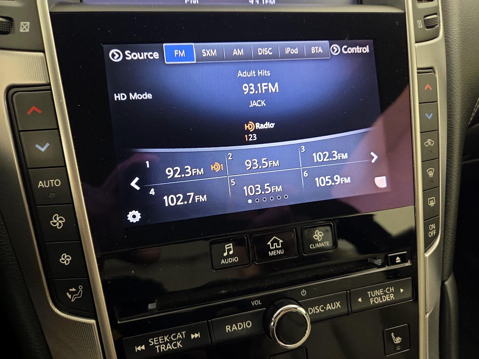 Thumbnail: 2017 INFINITI Q60 - 16