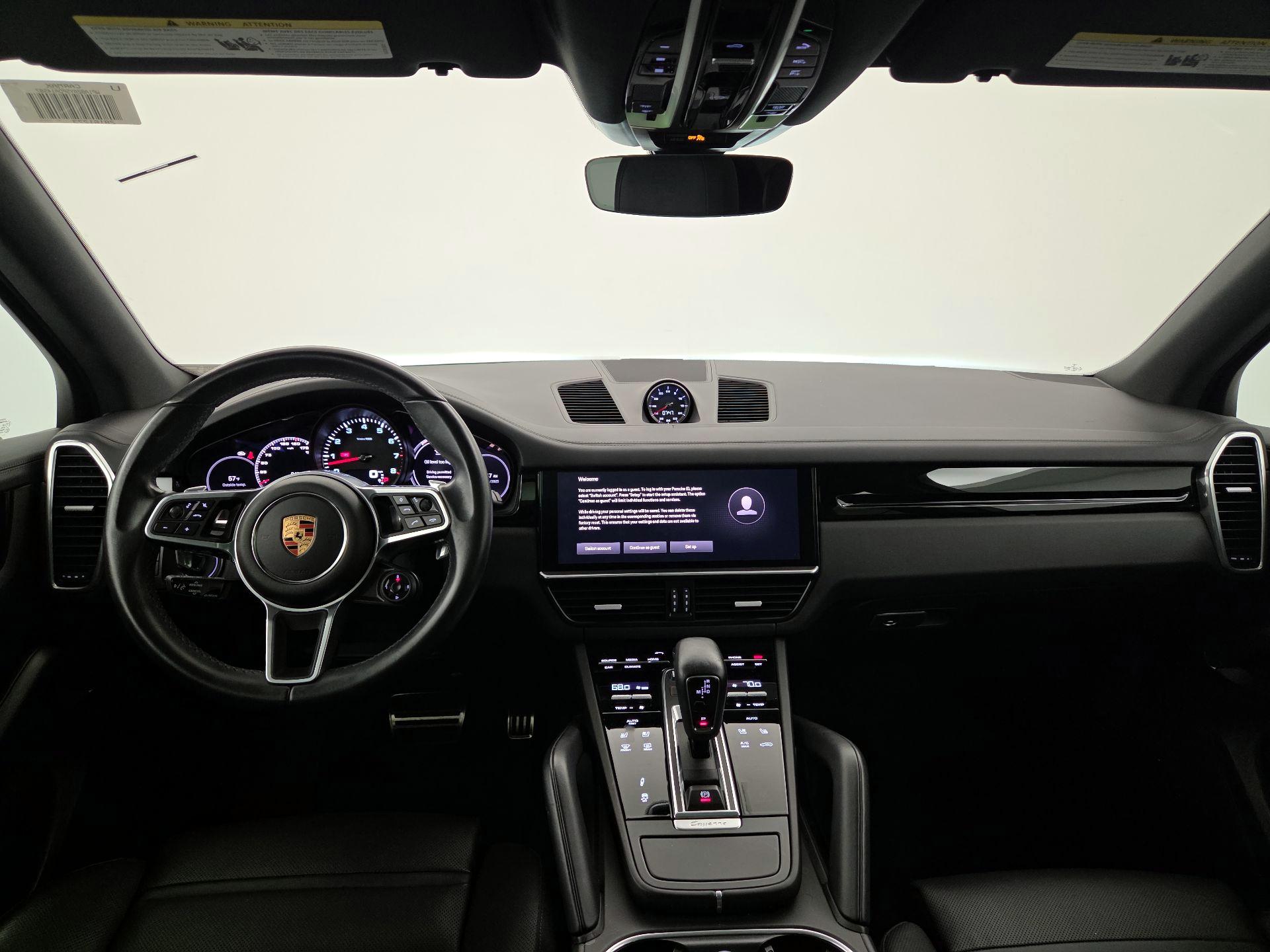 Thumbnail: 2023 Porsche Cayenne - 9