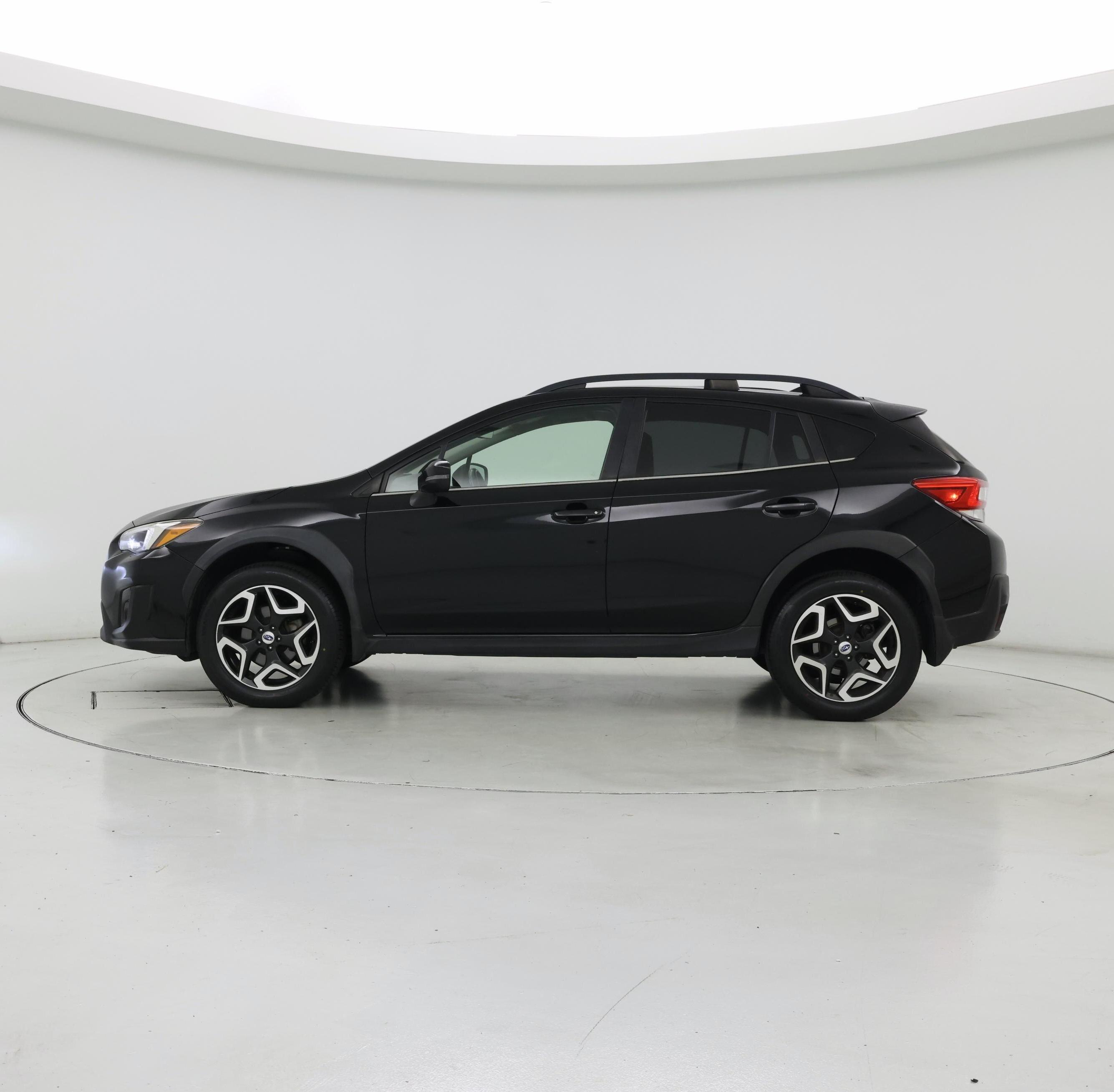 Thumbnail: 2018 Subaru Crosstrek - 3