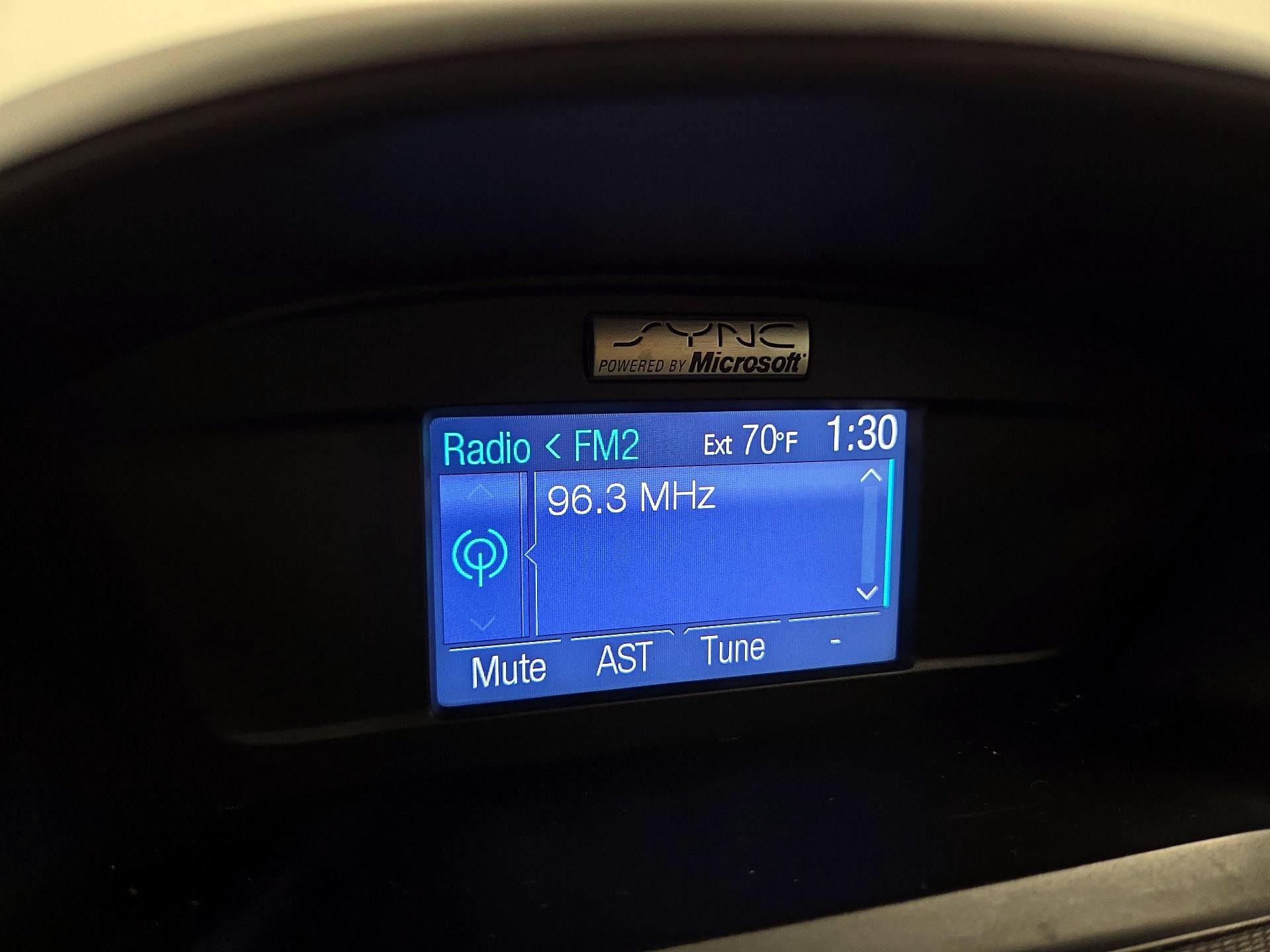 Thumbnail: 2014 Ford Escape - 15