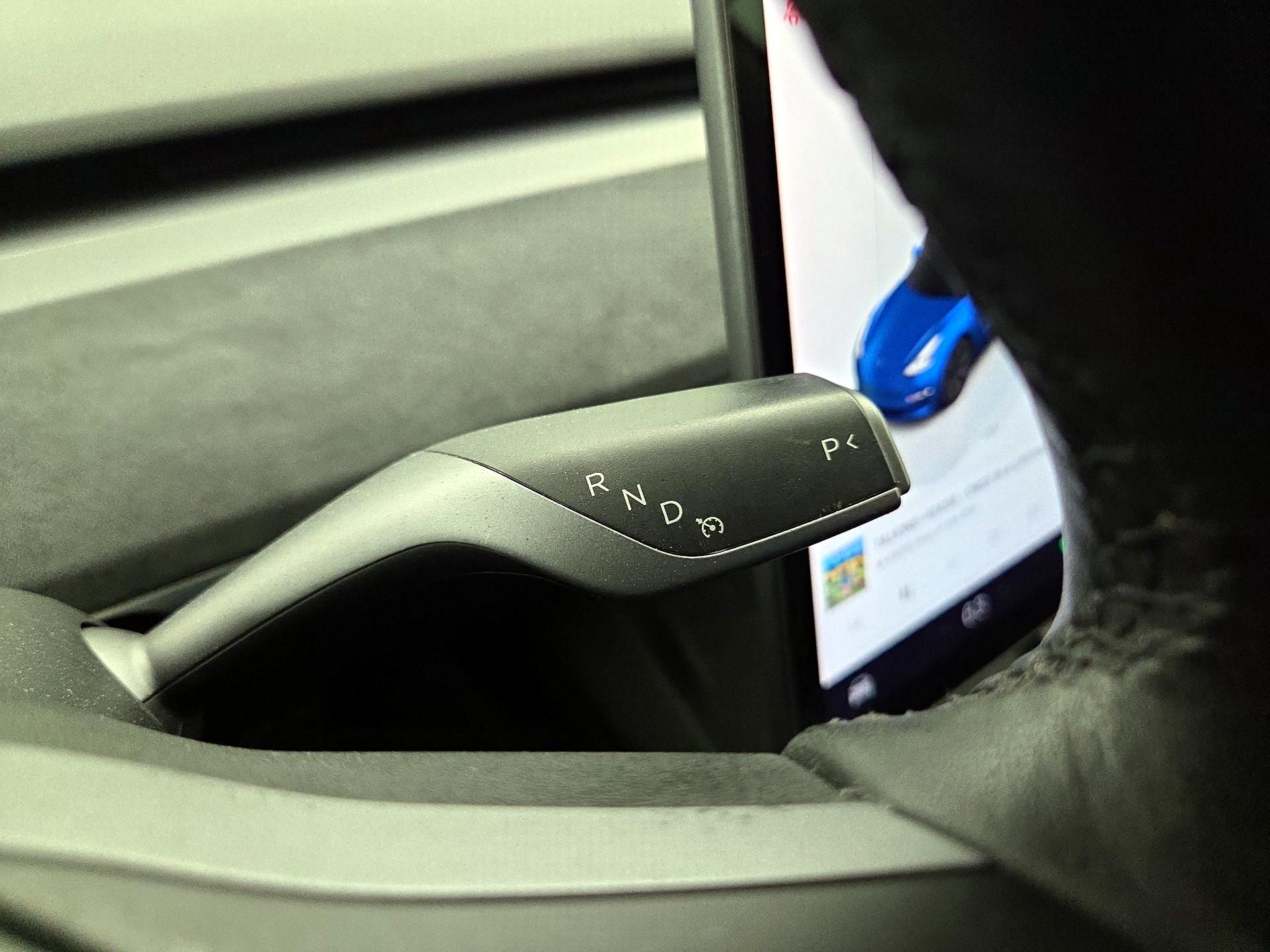 Thumbnail: 2022 Tesla Model 3 - 17