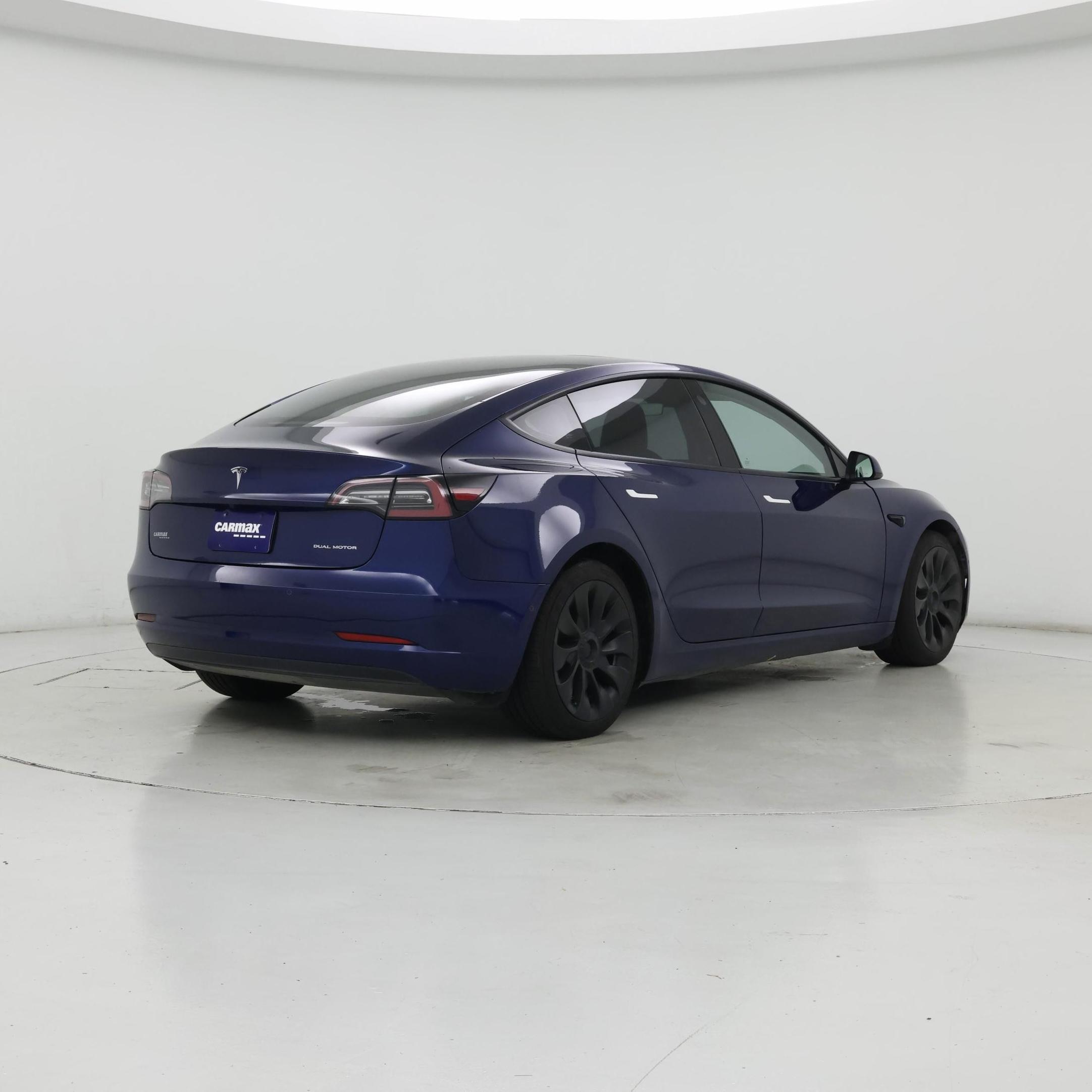 Thumbnail: 2022 Tesla Model 3 - 8