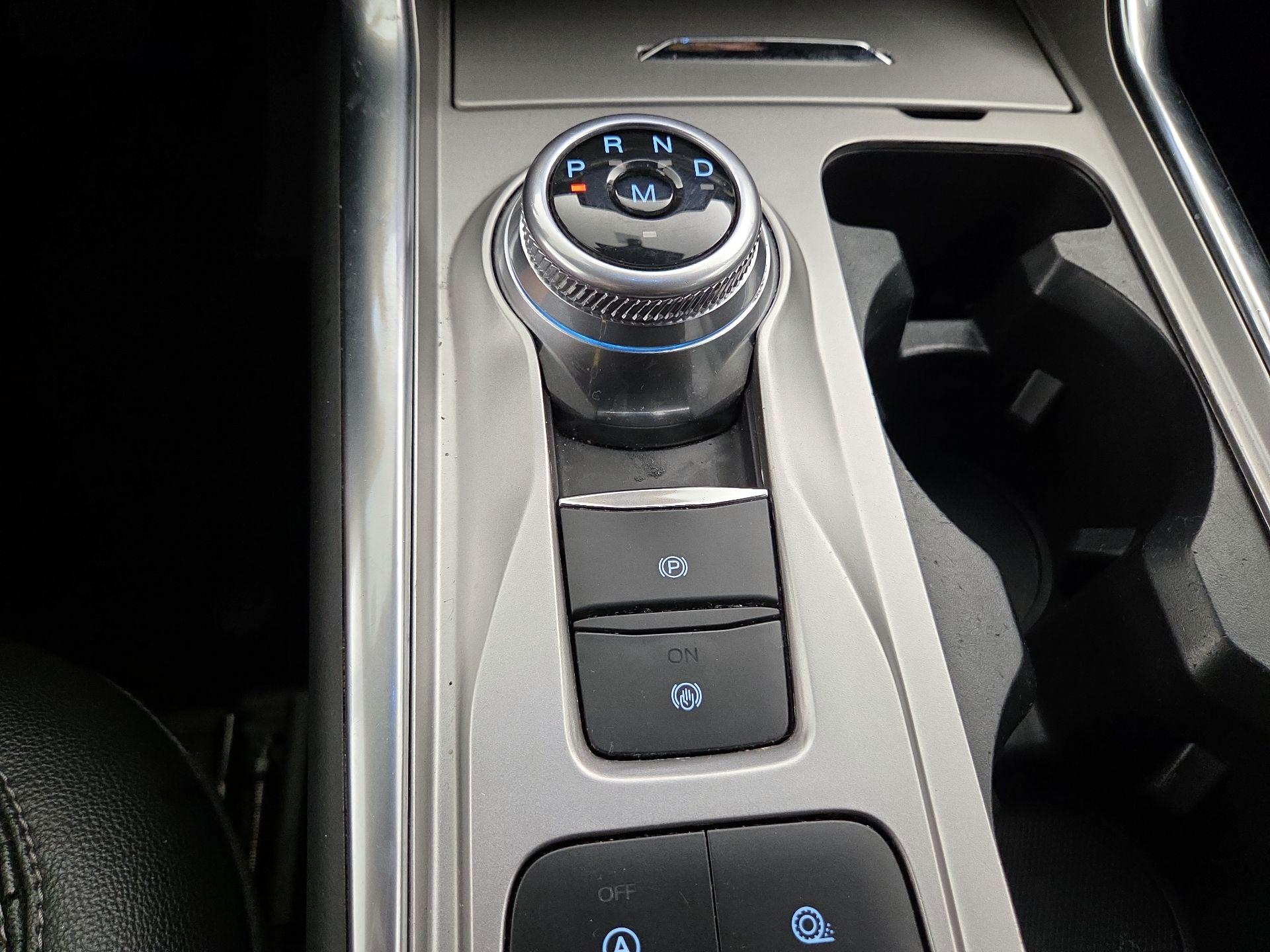 Thumbnail: 2020 Ford Explorer - 17