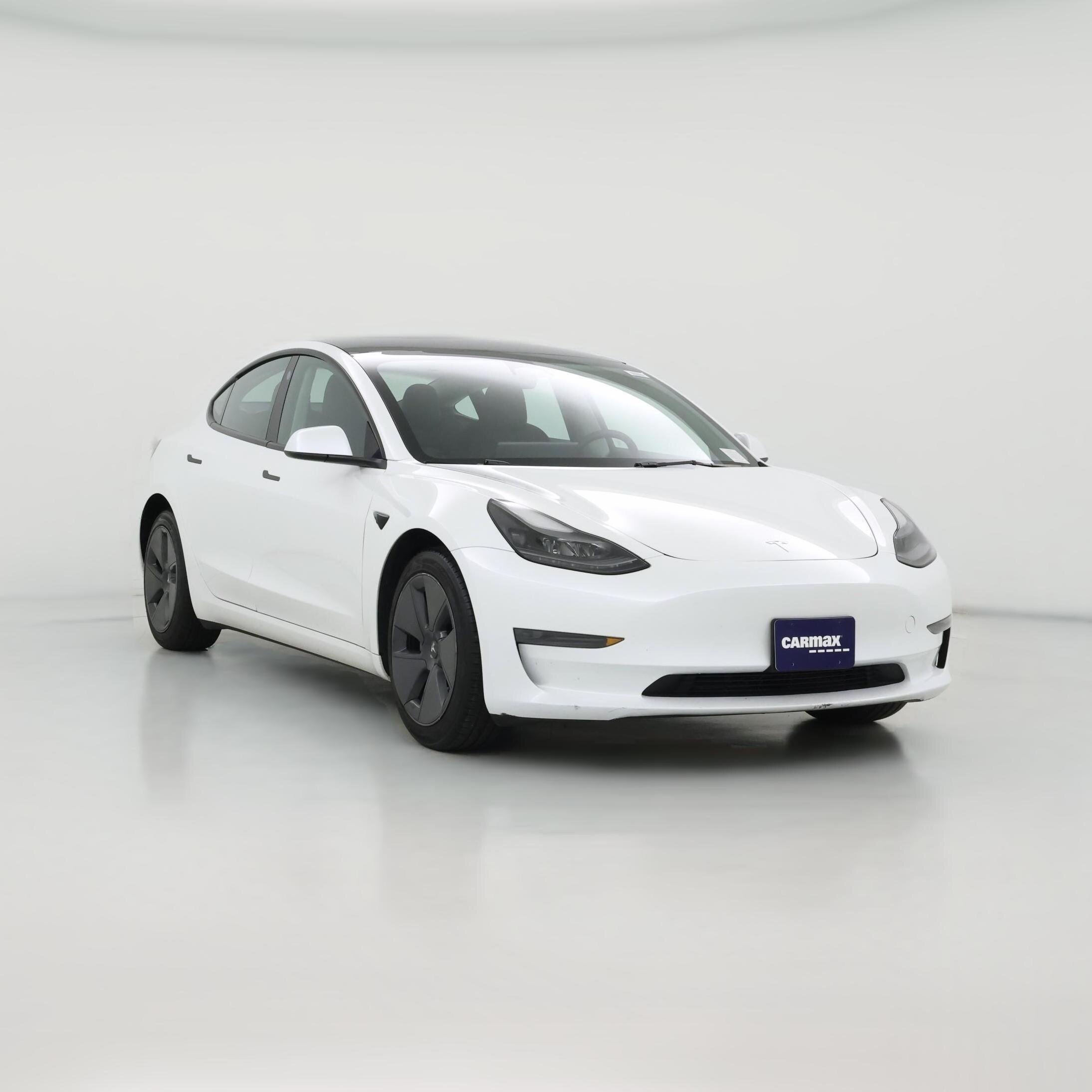 Thumbnail: 2023 Tesla Model 3 - 1