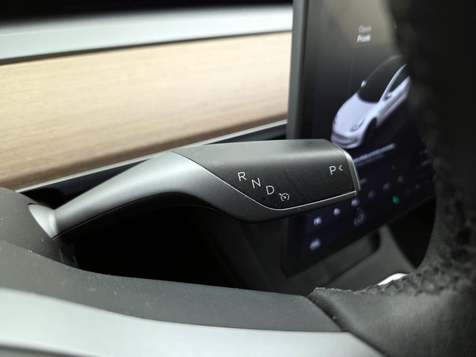 Thumbnail: 2023 Tesla Model 3 - 17