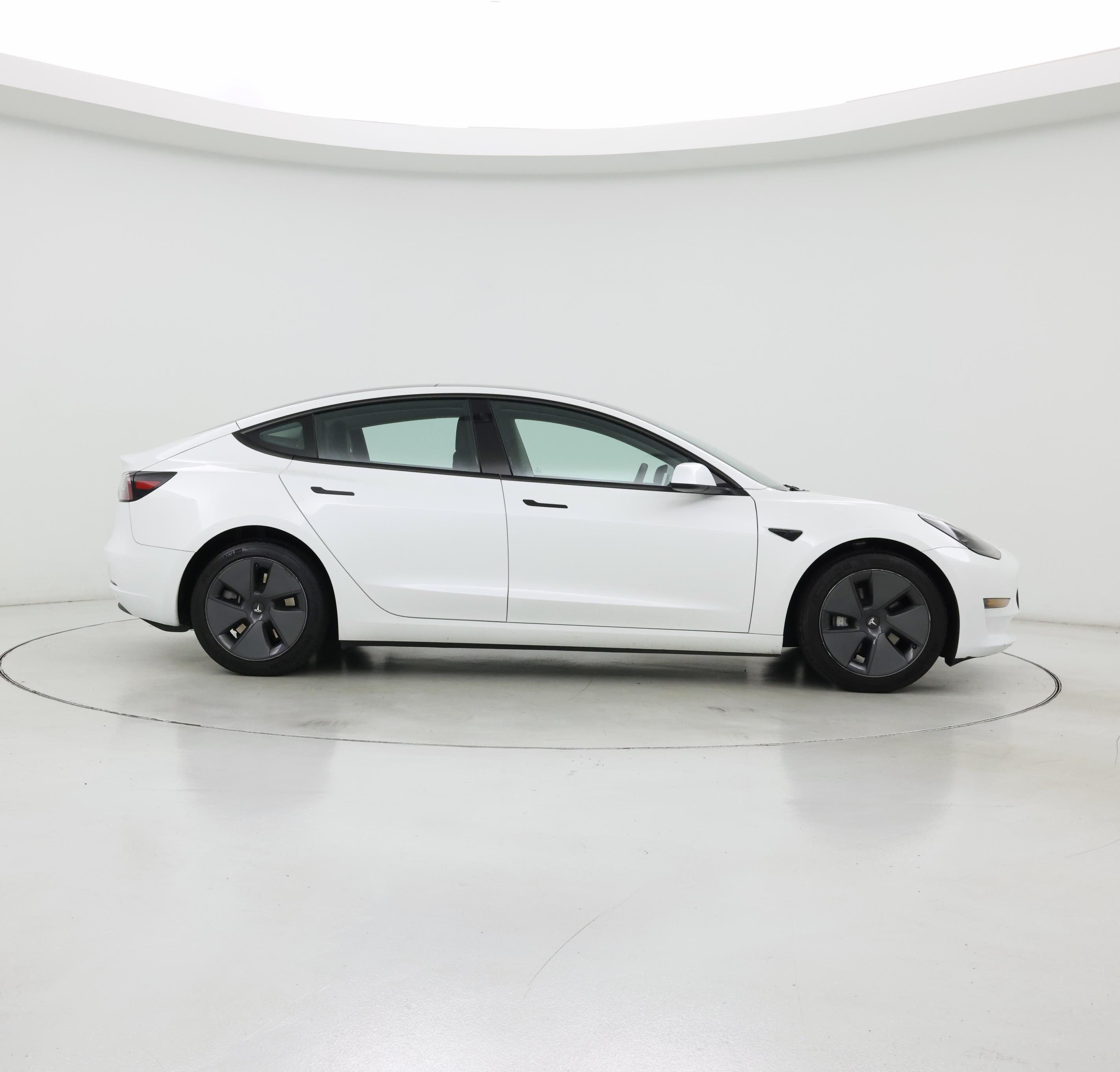 Thumbnail: 2023 Tesla Model 3 - 7