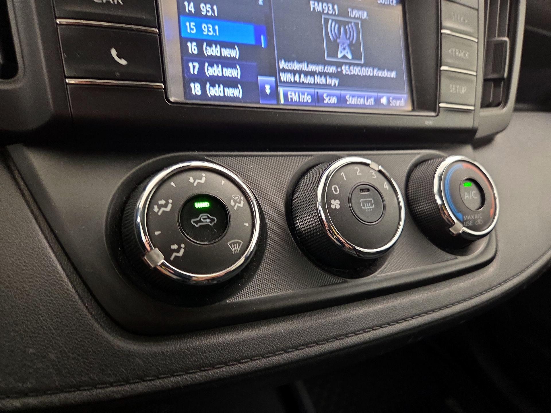 Thumbnail: 2017 Toyota RAV4 - 16