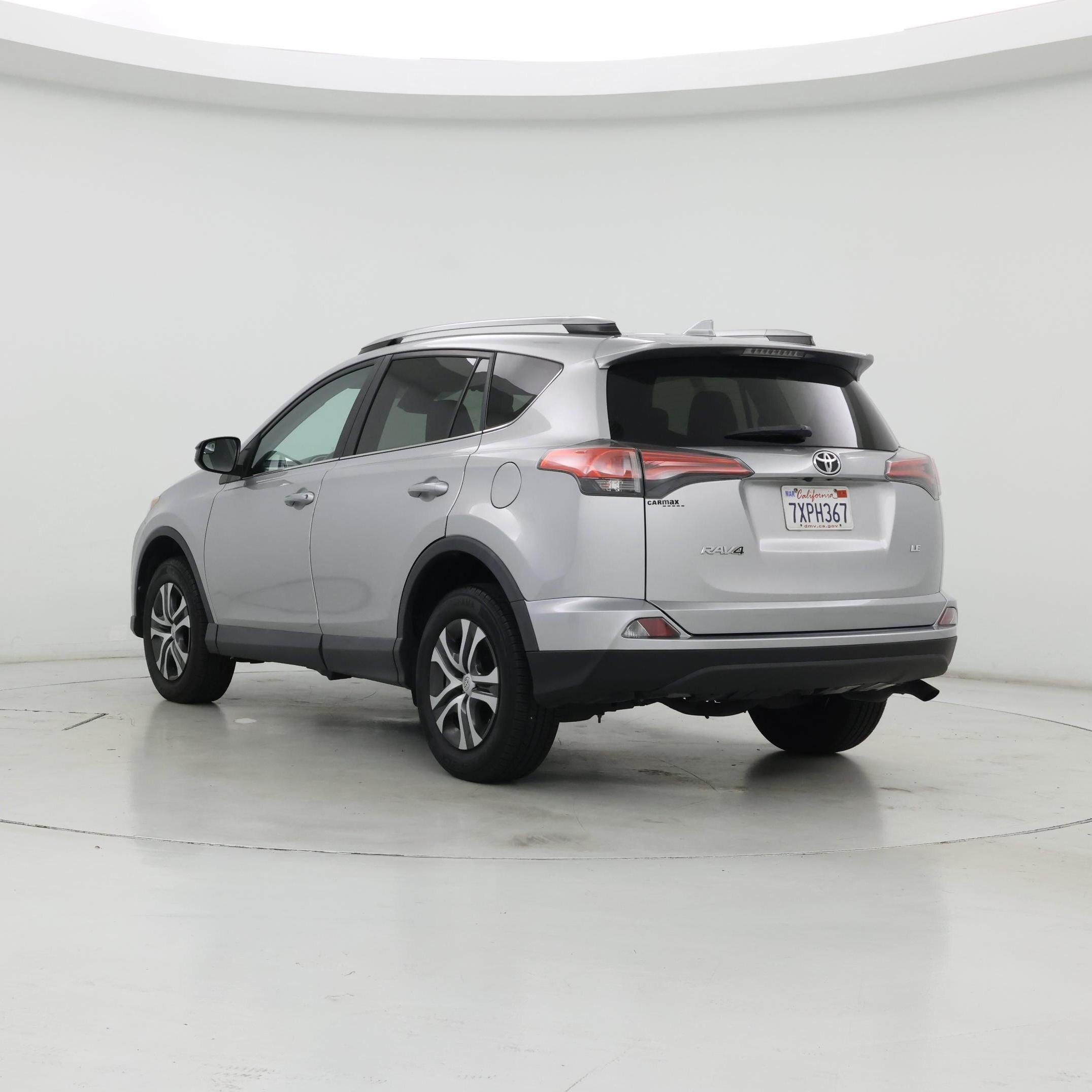 Thumbnail: 2017 Toyota RAV4 - 2