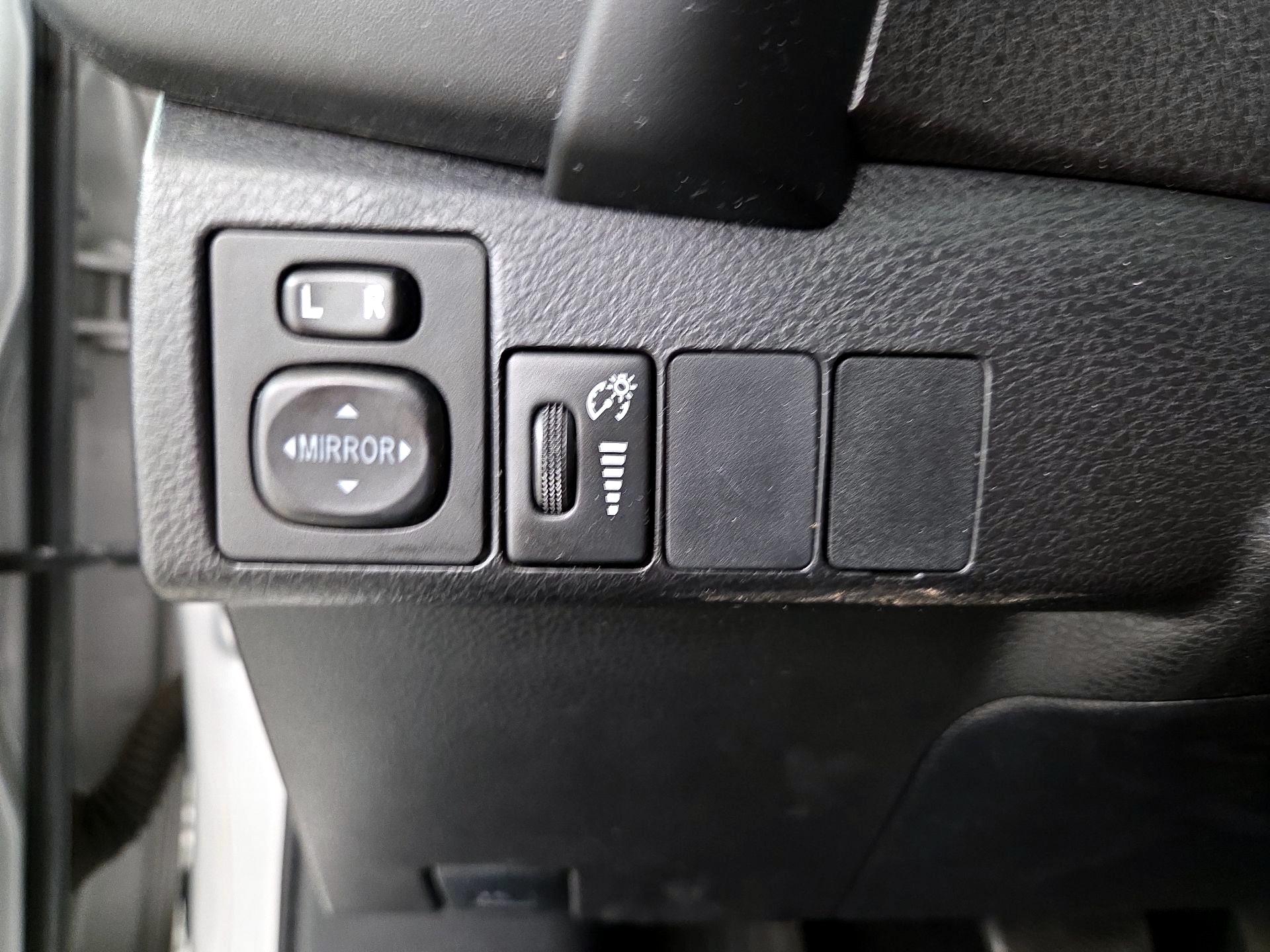 Thumbnail: 2018 Toyota Corolla - 13