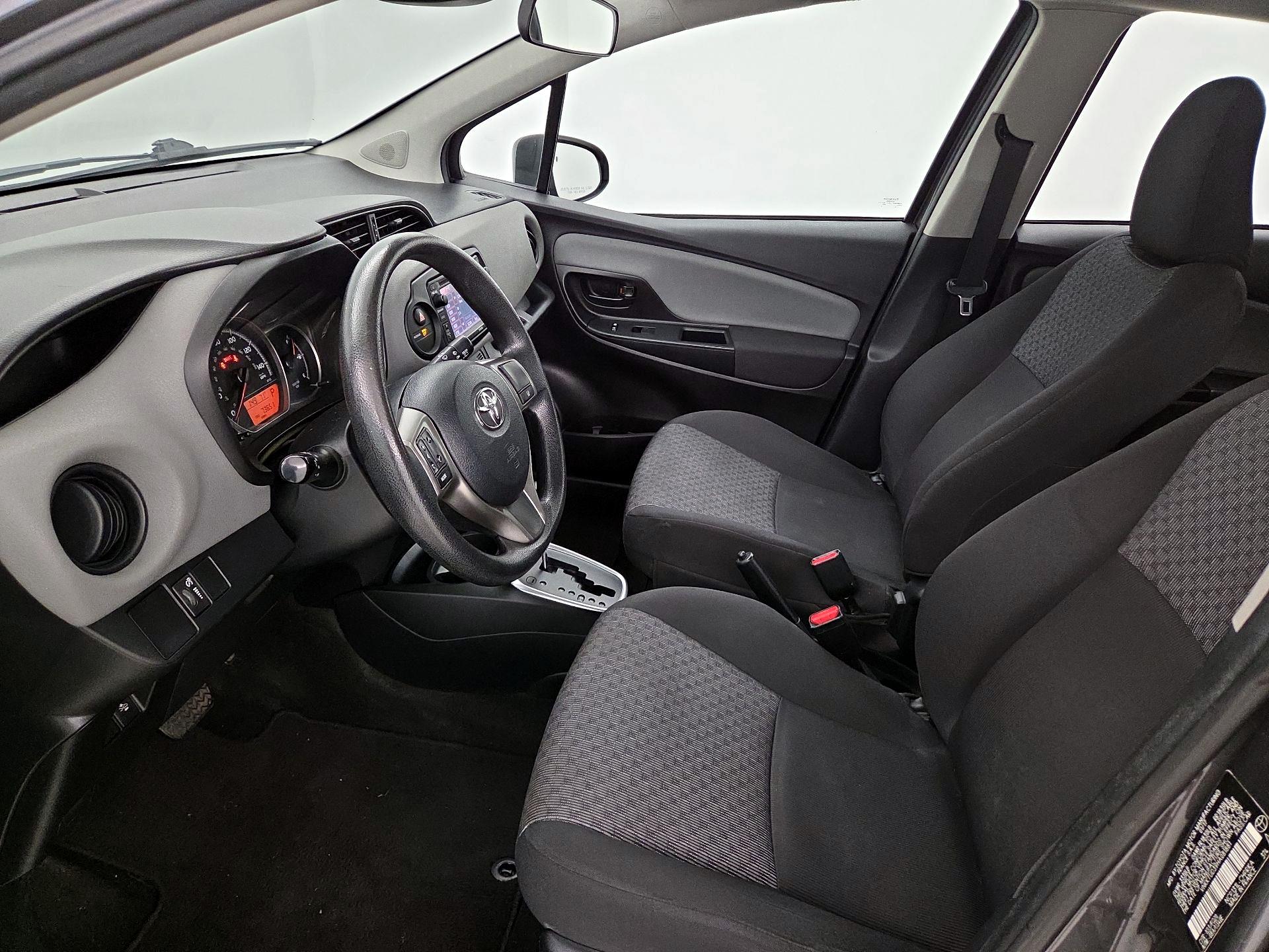 Thumbnail: 2017 Toyota Yaris - 11