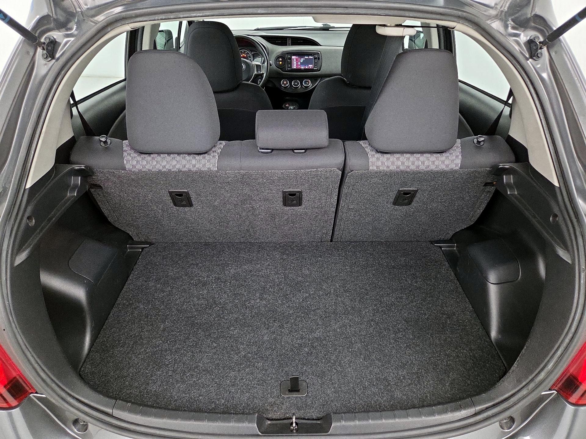 Thumbnail: 2017 Toyota Yaris - 19