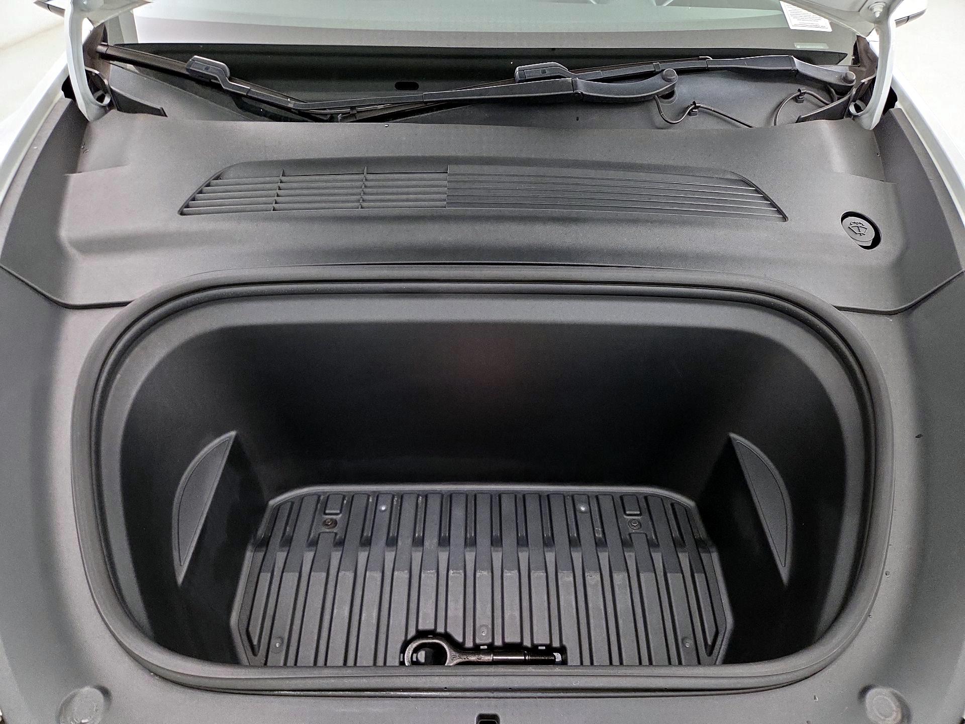 Thumbnail: 2021 Tesla Model Y - 20