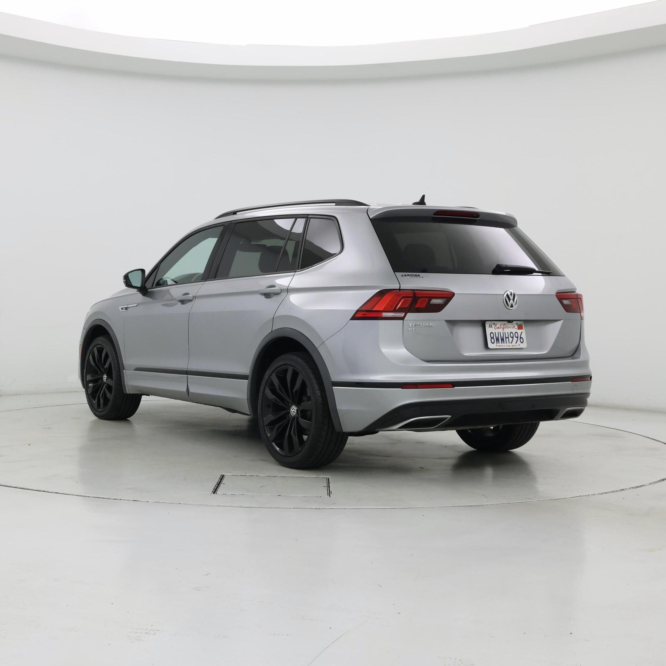 Thumbnail: 2021 Volkswagen Tiguan - 2