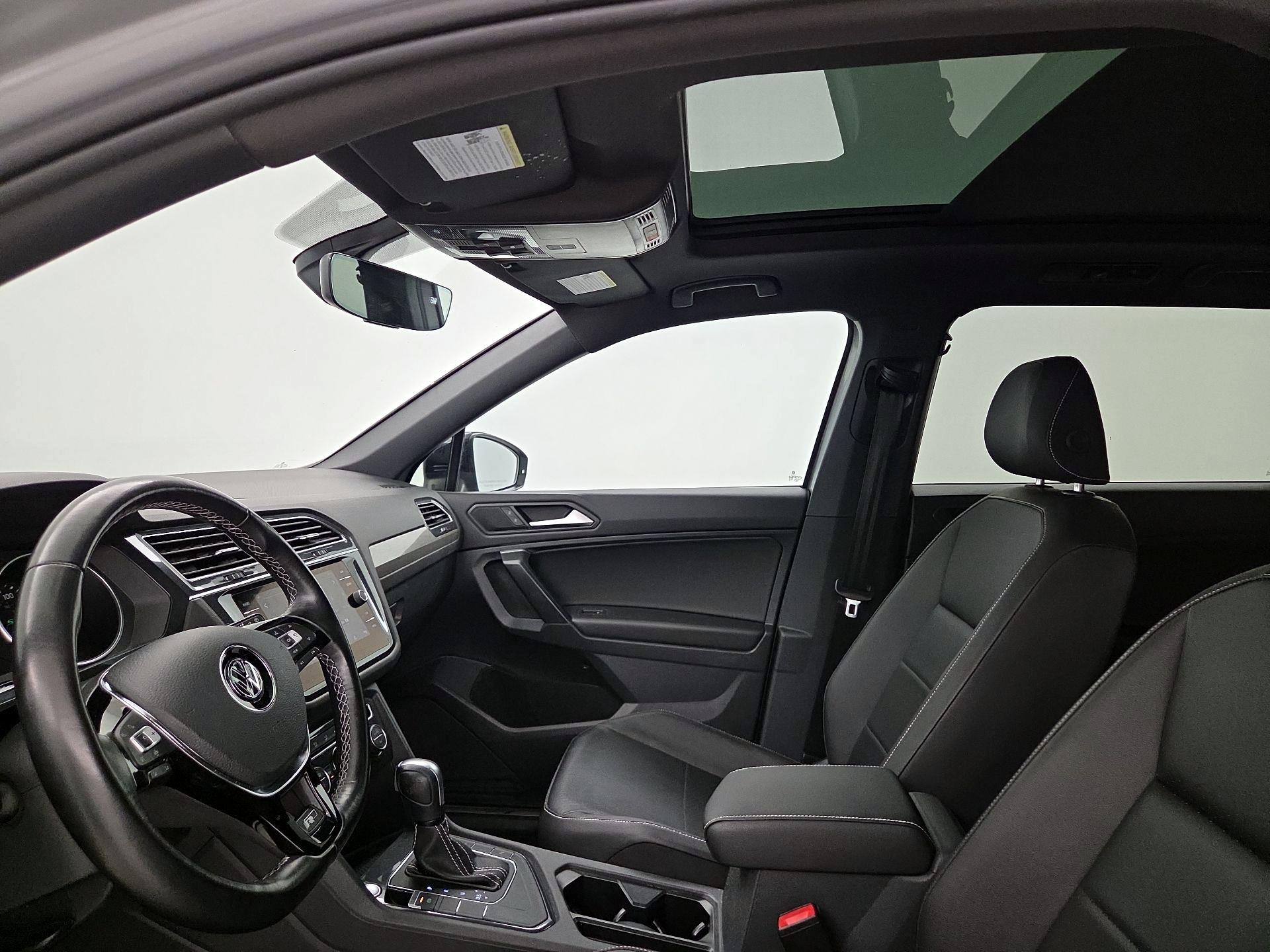 Thumbnail: 2021 Volkswagen Tiguan - 19