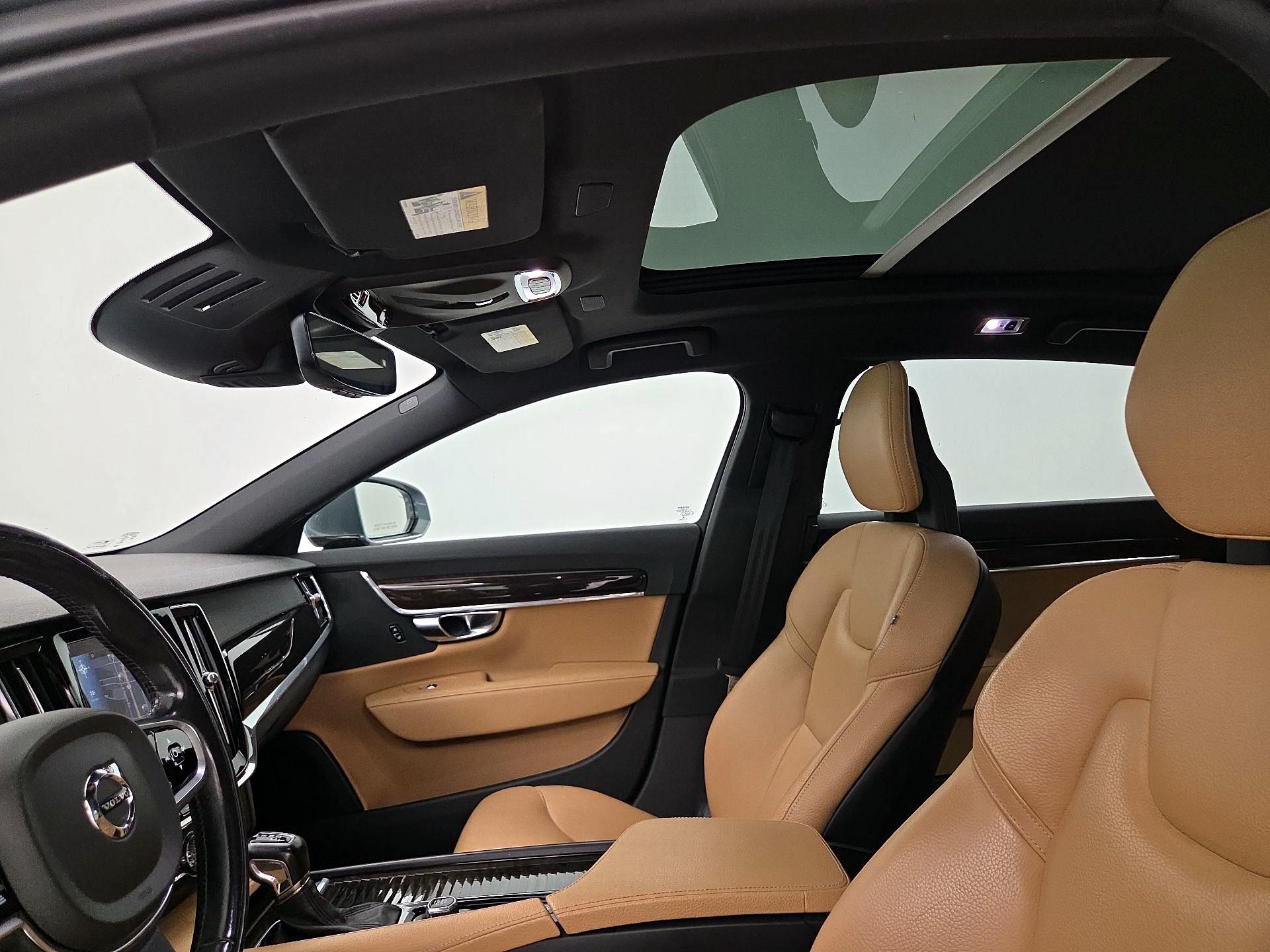 Thumbnail: 2018 Volvo S90 - 20