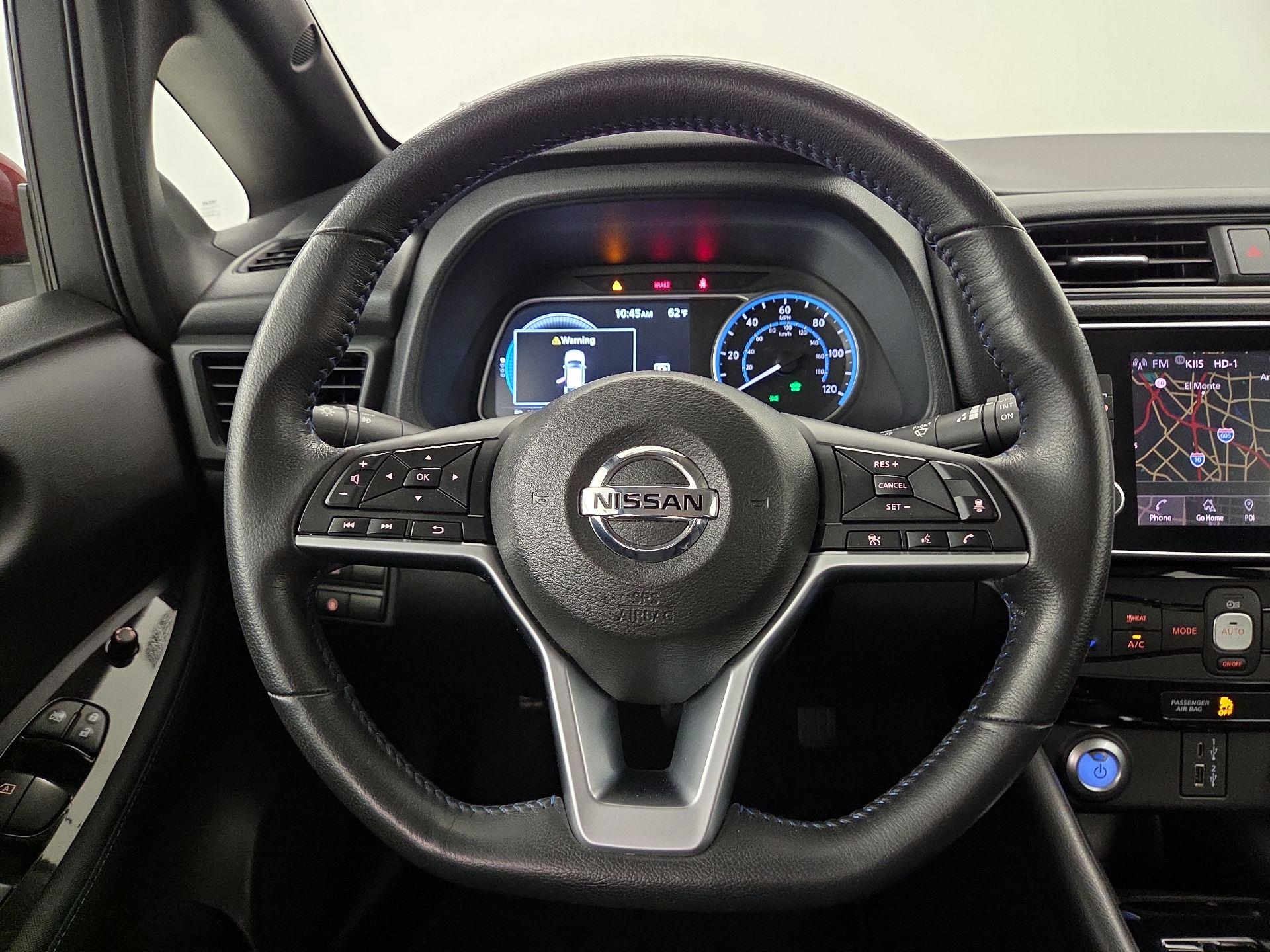 Thumbnail: 2020 Nissan Leaf - 10