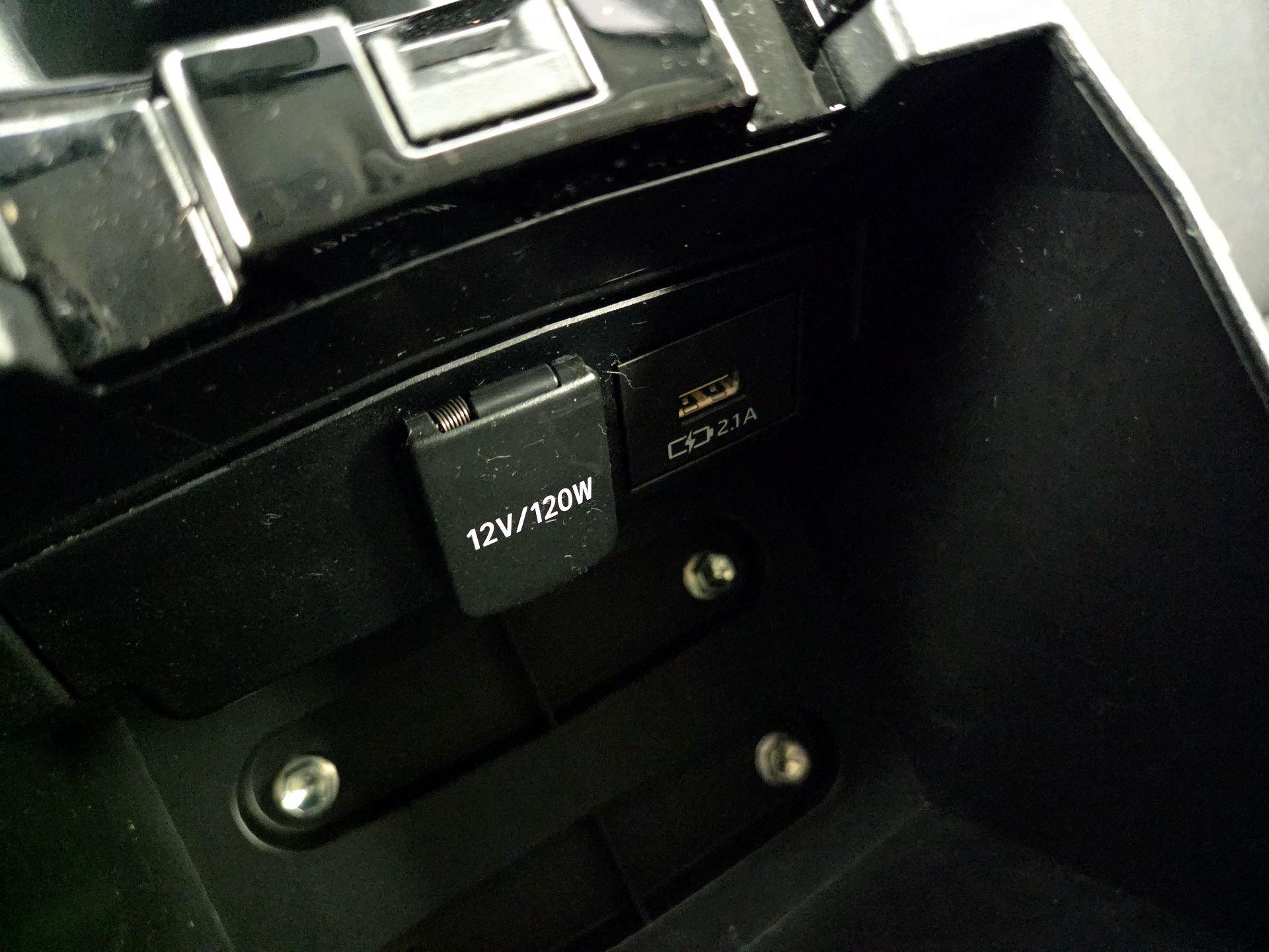 Thumbnail: 2021 Toyota Corolla - 18