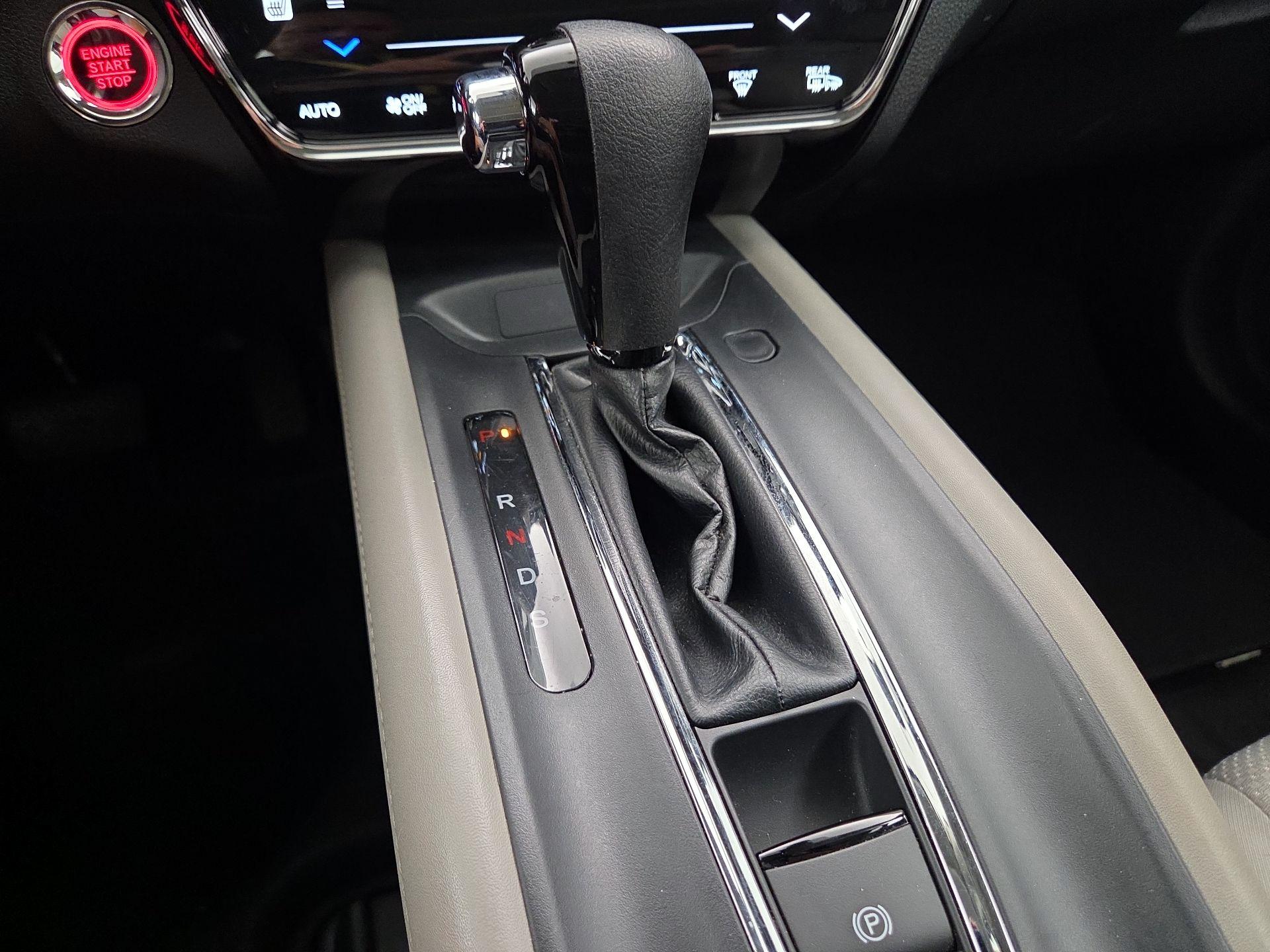 Thumbnail: 2021 Honda HR-V - 17