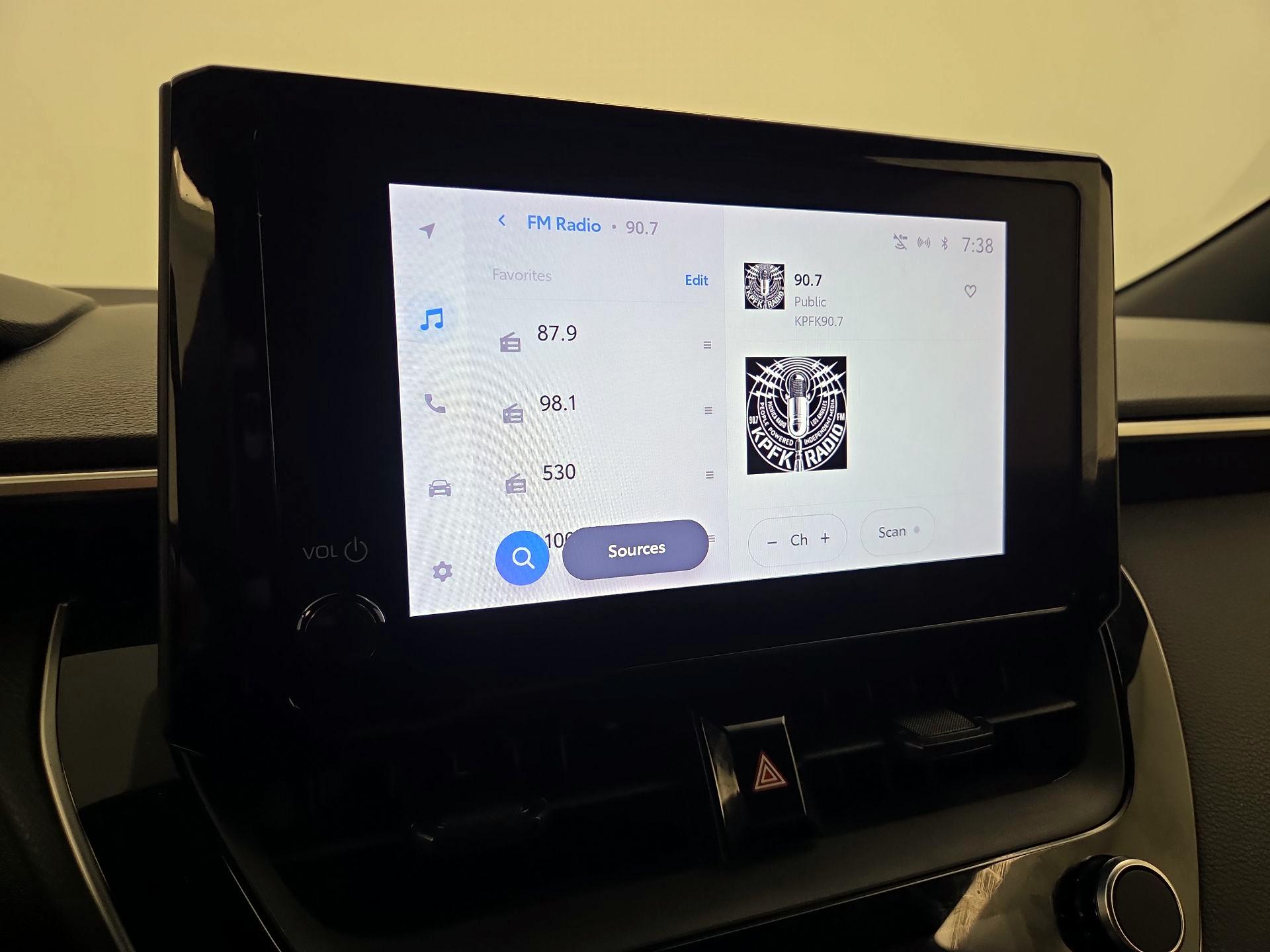 Thumbnail: 2023 Toyota Corolla - 15