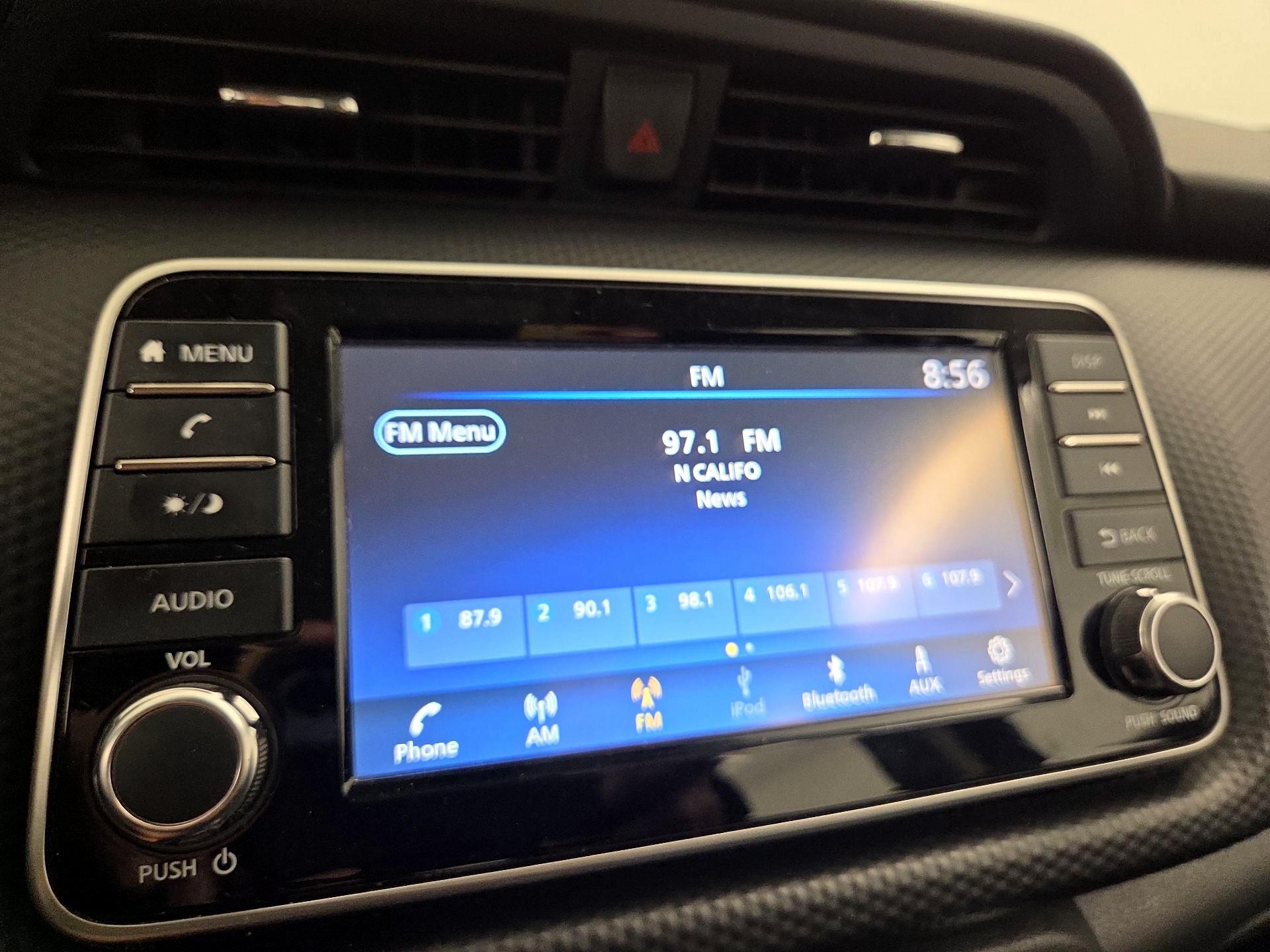 Thumbnail: 2022 Nissan Kicks - 15