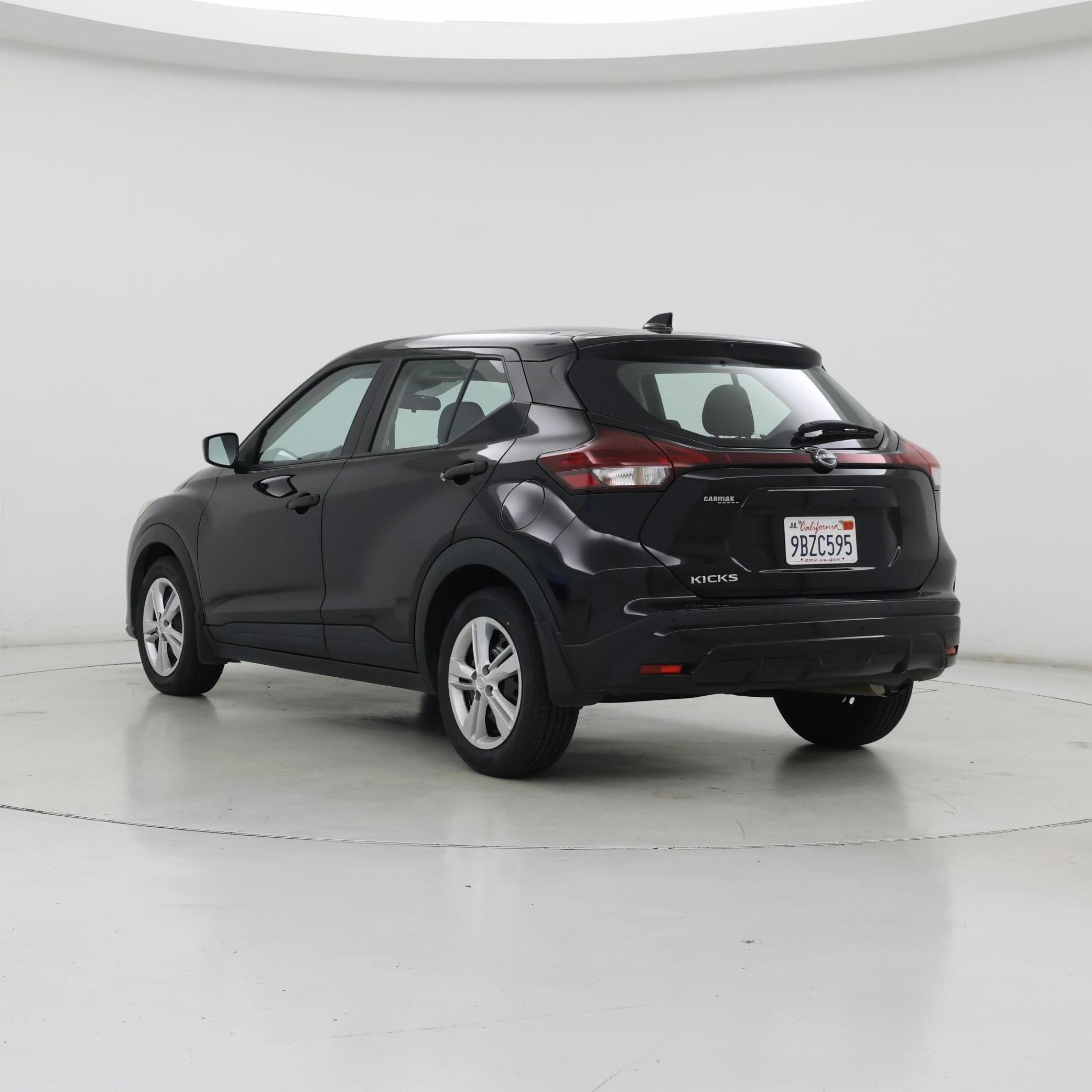 Thumbnail: 2022 Nissan Kicks - 2