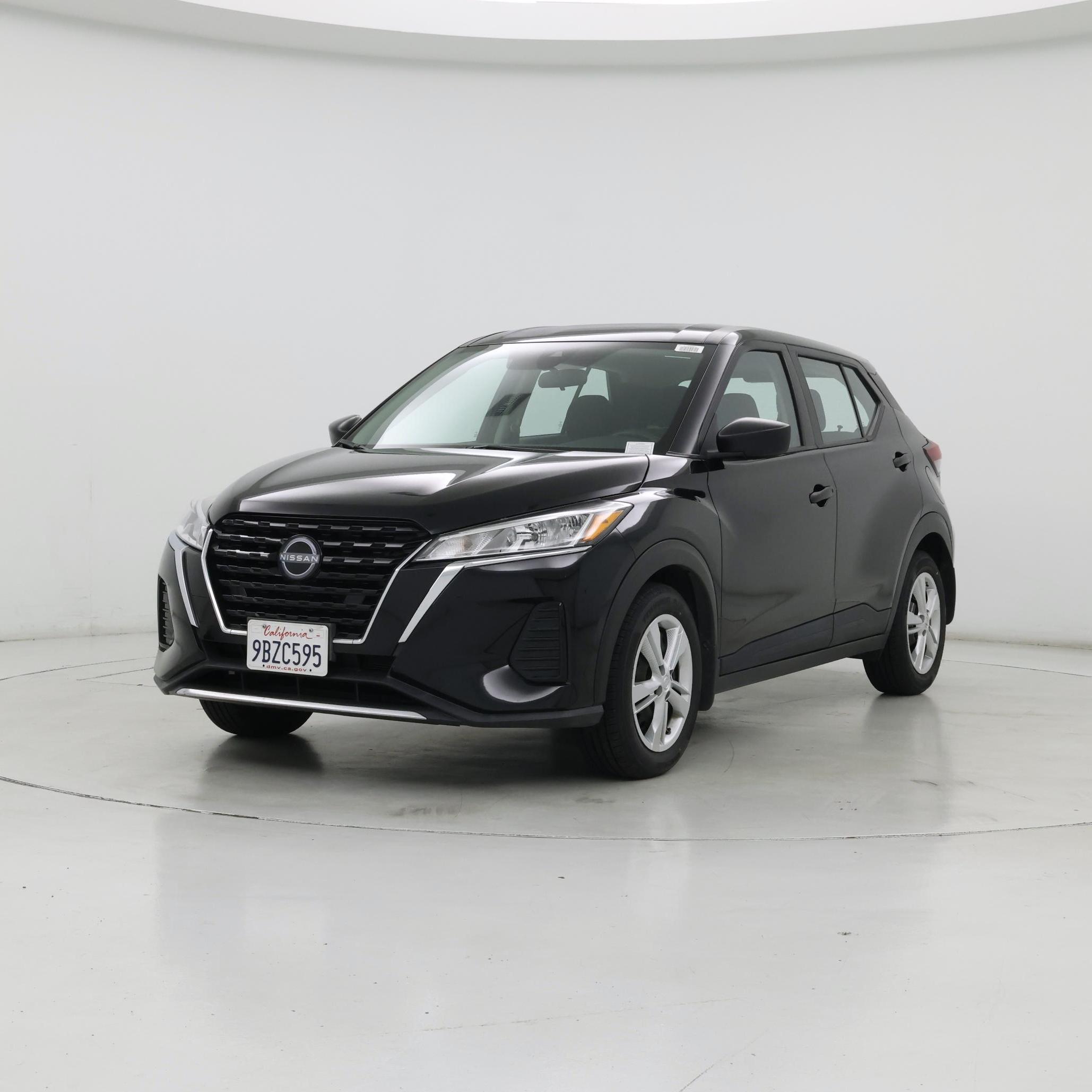 Thumbnail: 2022 Nissan Kicks - 4