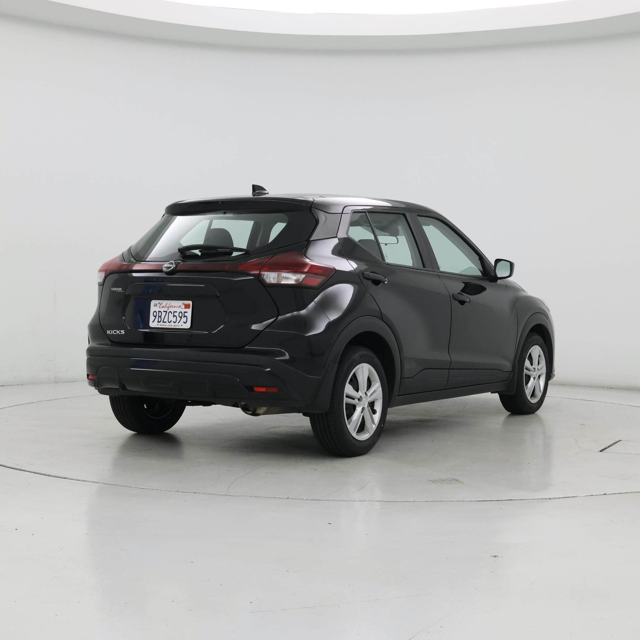 Thumbnail: 2022 Nissan Kicks - 8