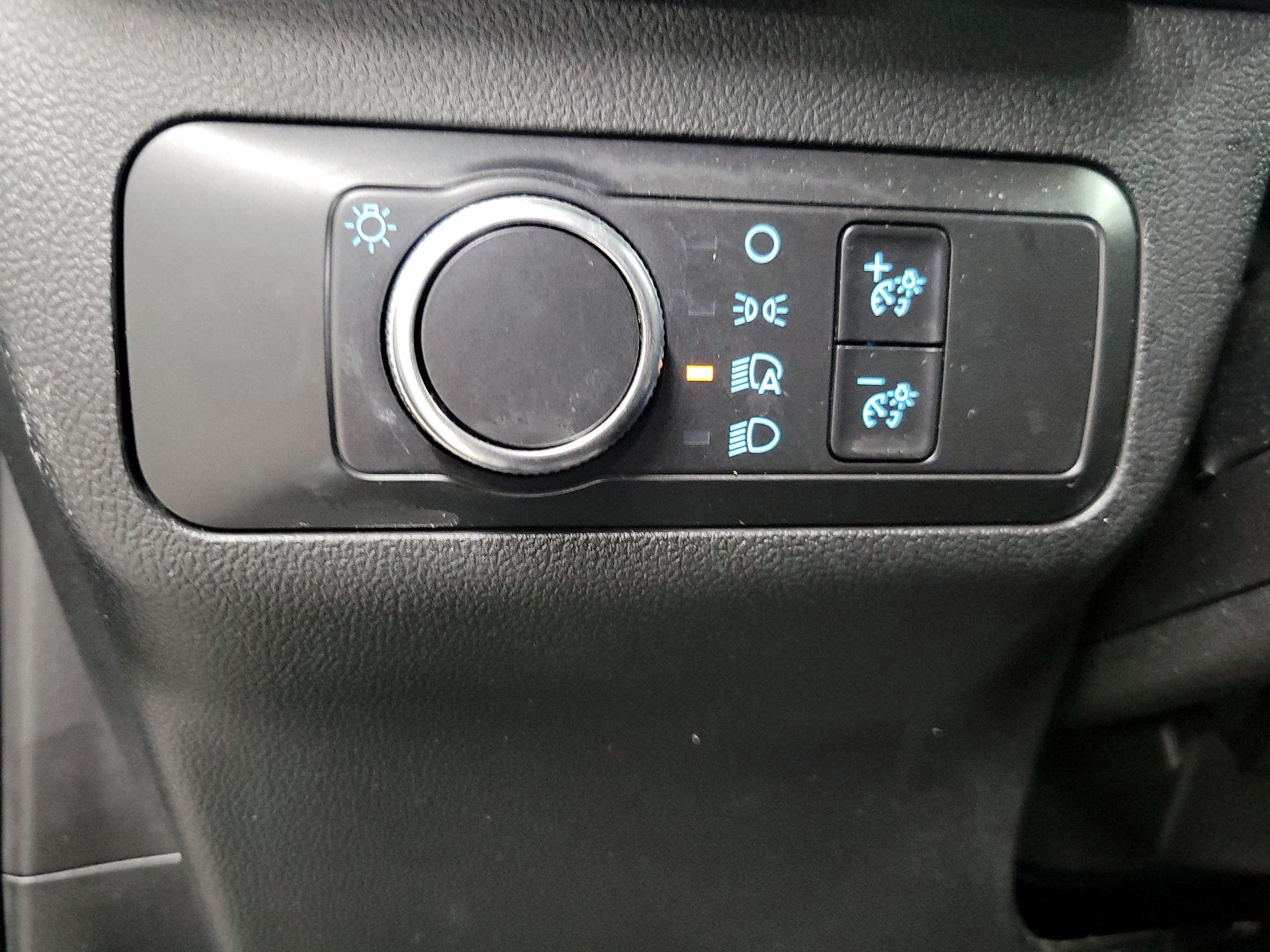 Thumbnail: 2020 Ford Escape - 13