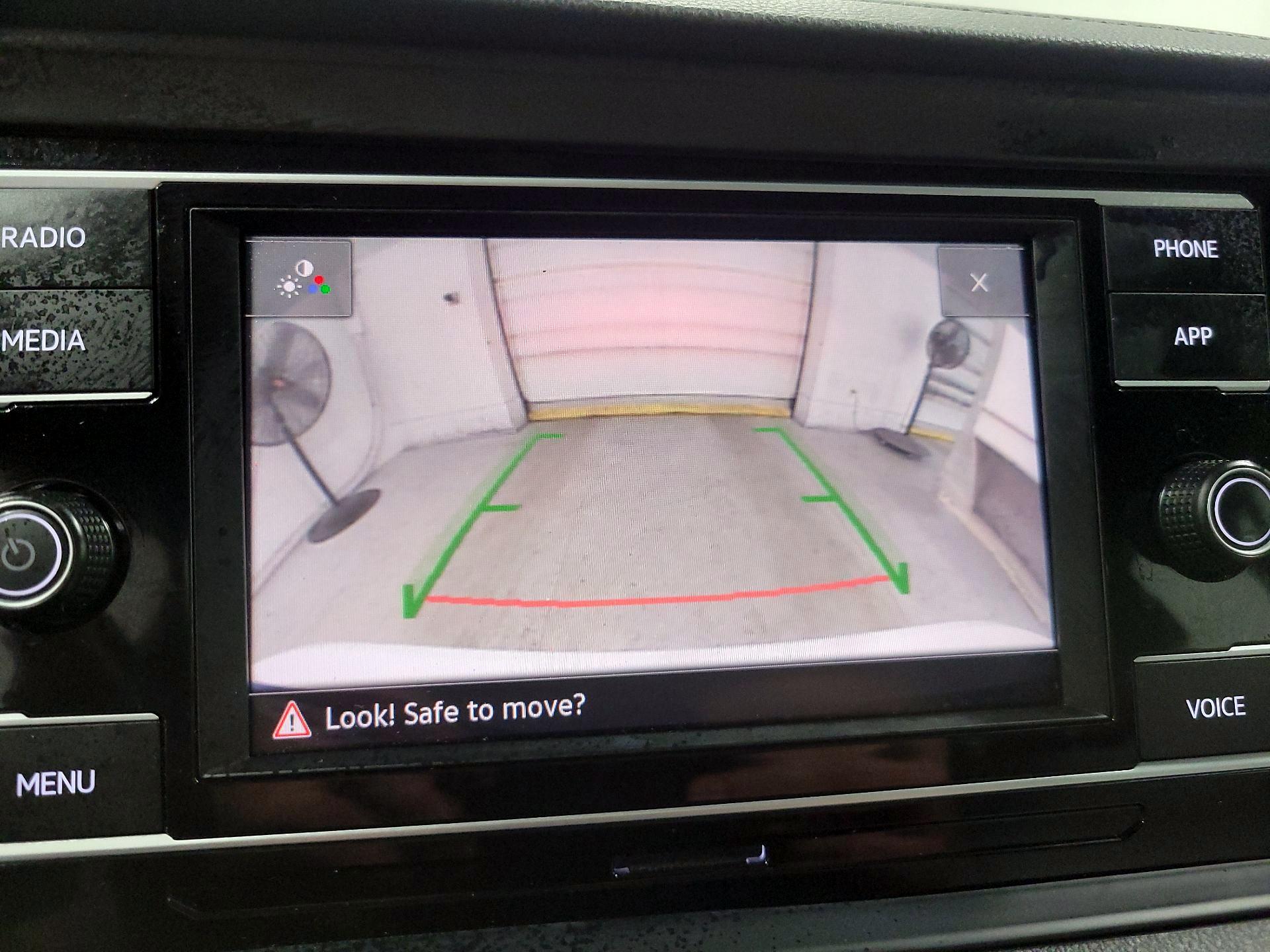 Thumbnail: 2020 Volkswagen Jetta - 14