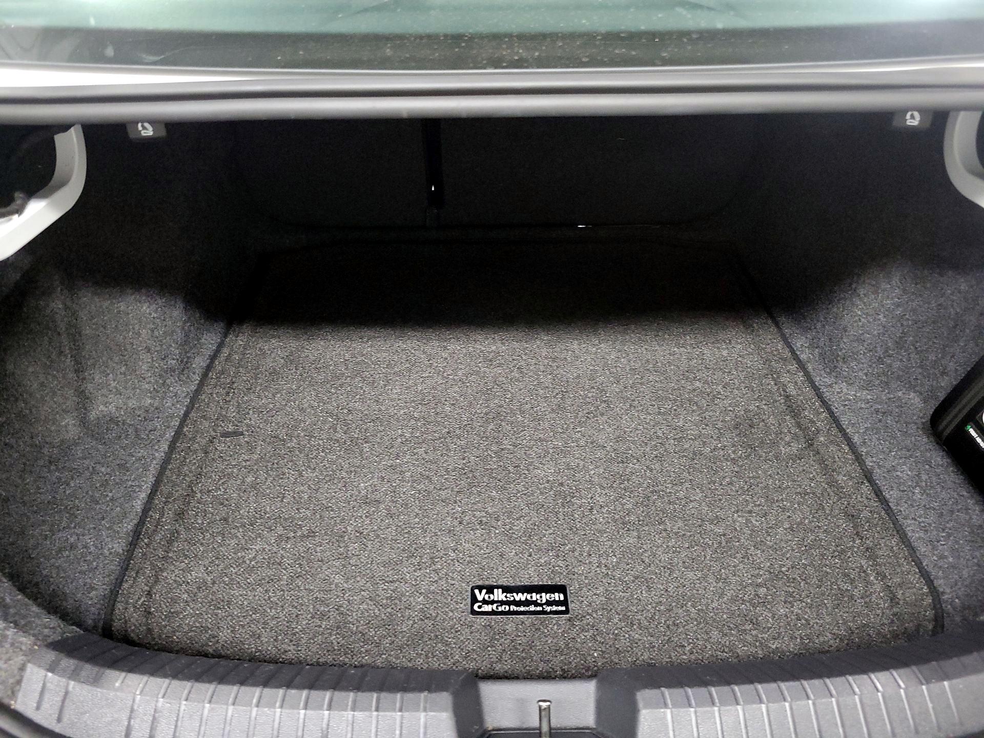 Thumbnail: 2020 Volkswagen Jetta - 19