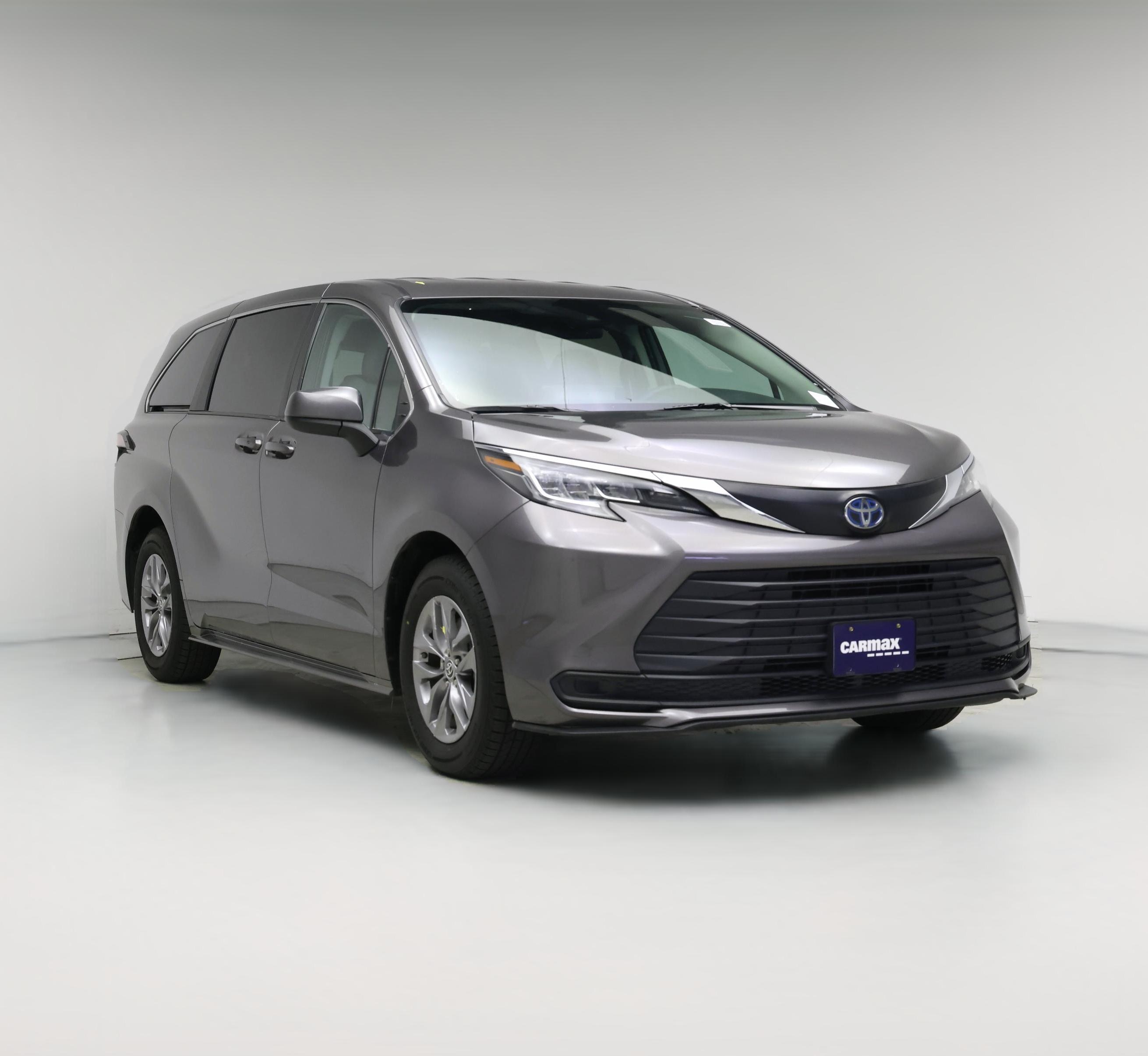 Thumbnail: 2023 Toyota Sienna - 1