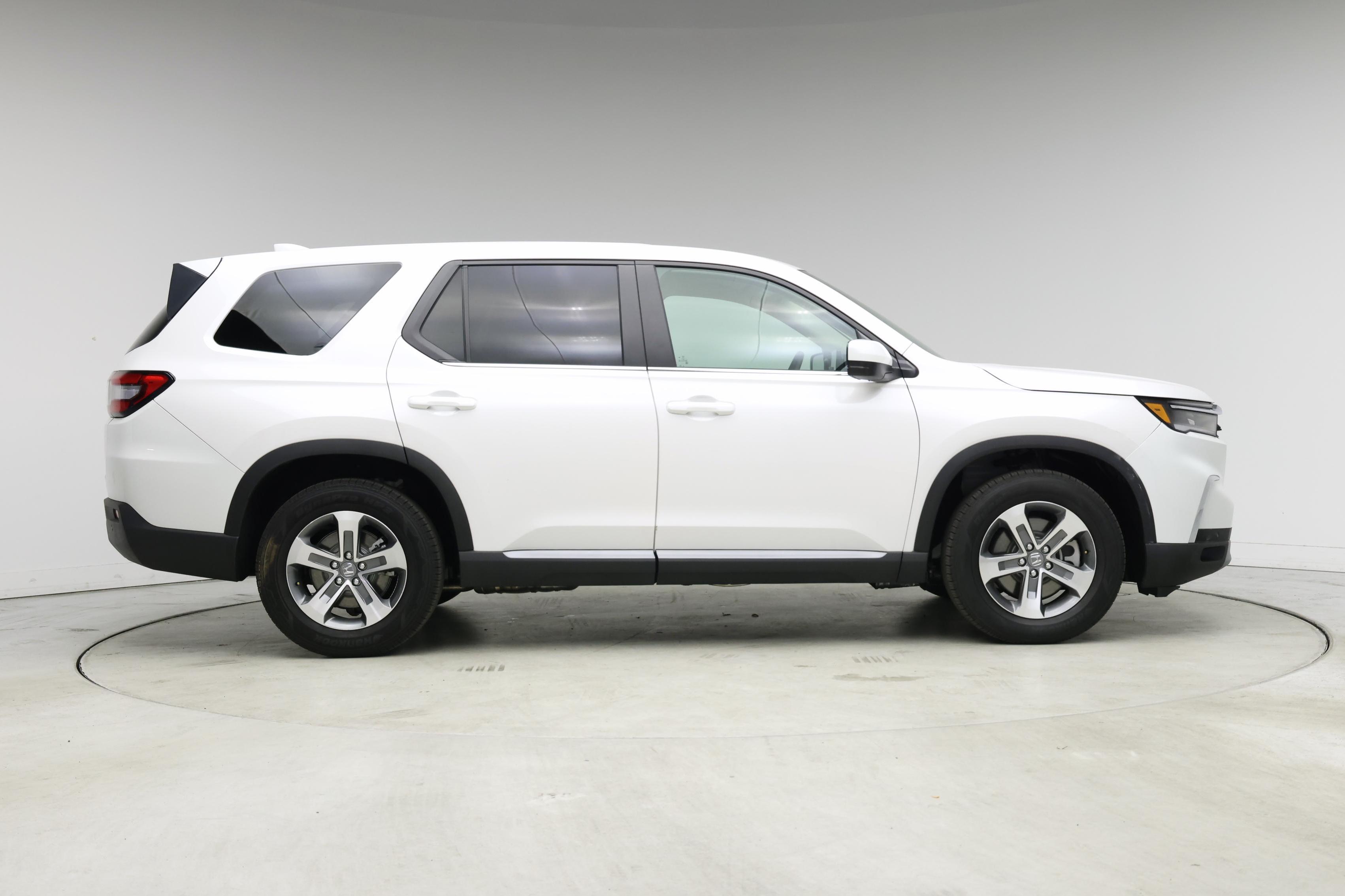 Thumbnail: 2025 Honda Pilot - 7